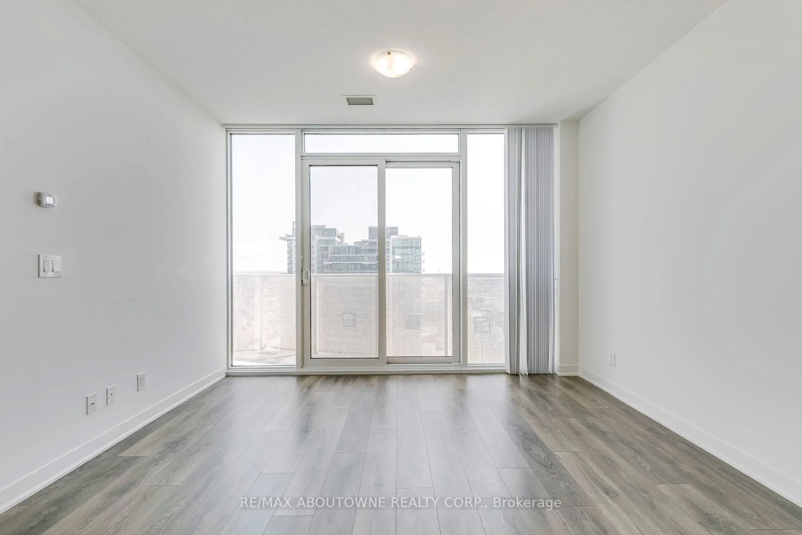 88 Harbour Street, #4906