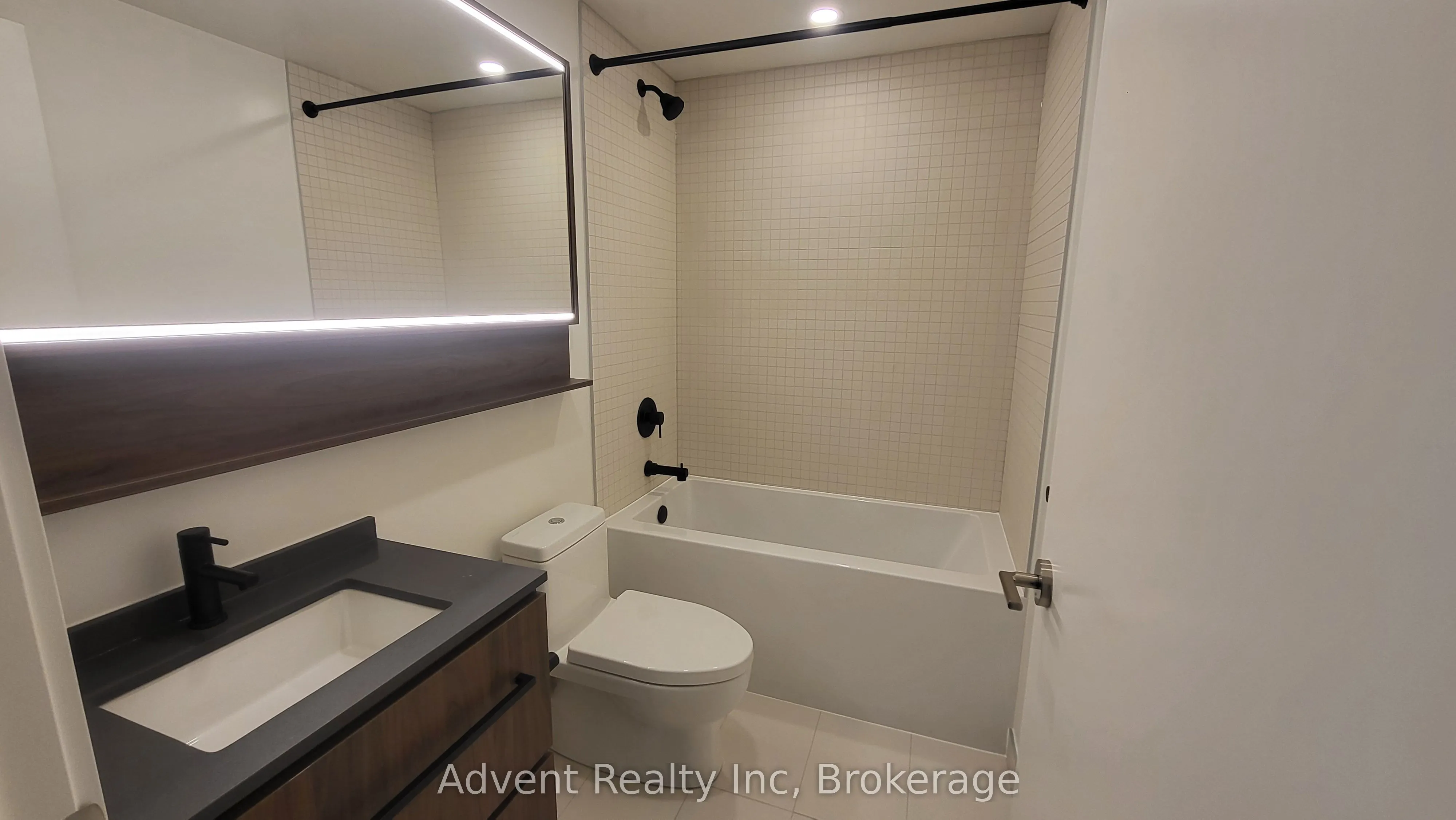 425 Front Street E, #311