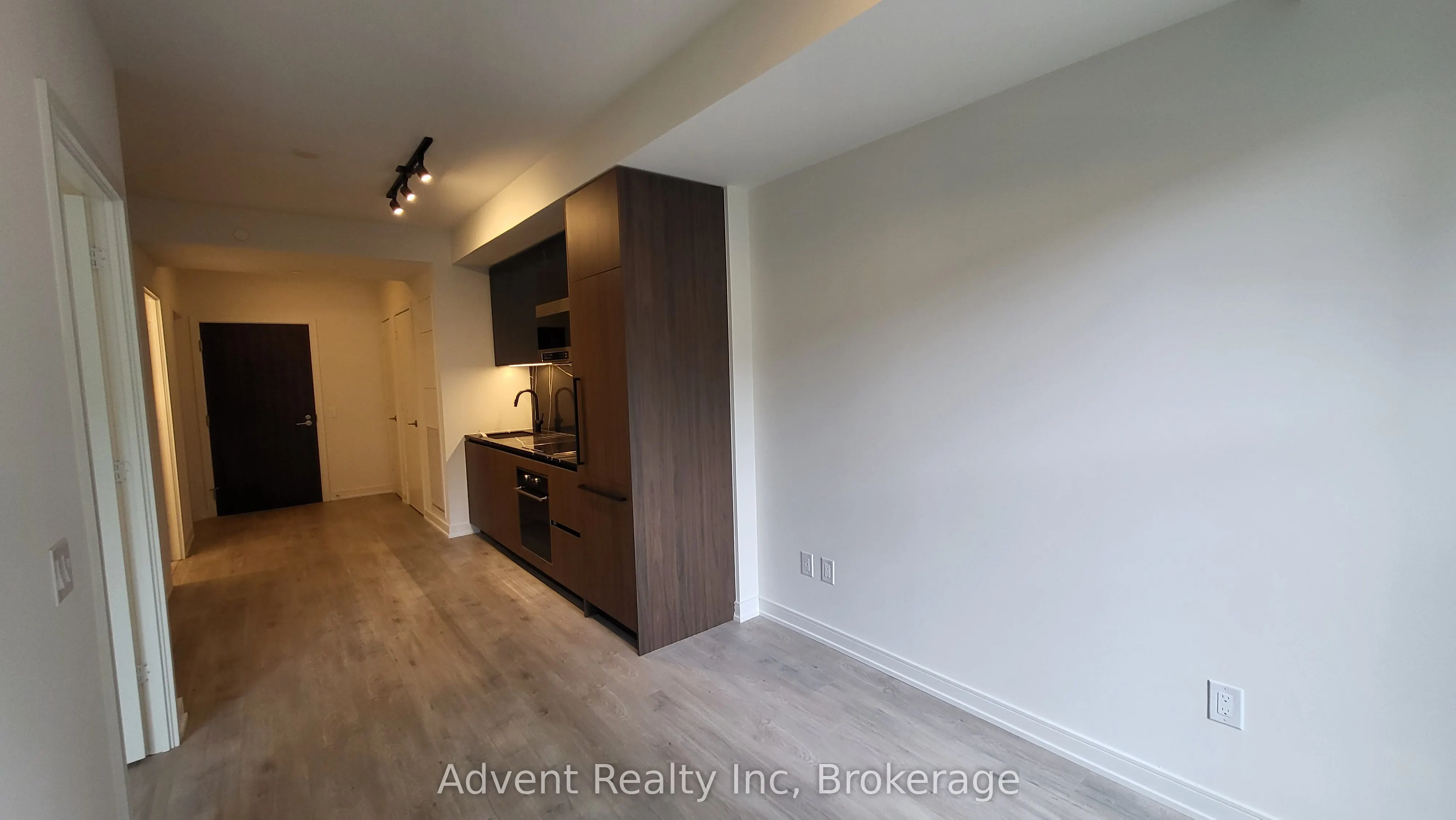 425 Front Street E, #311