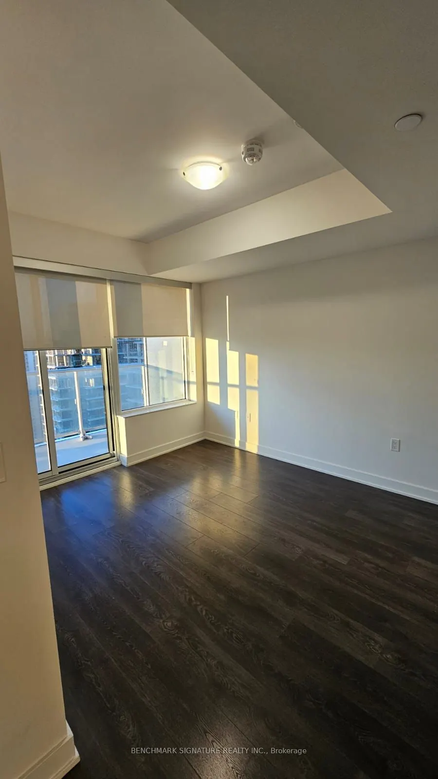 99 Broadway Avenue, #2810