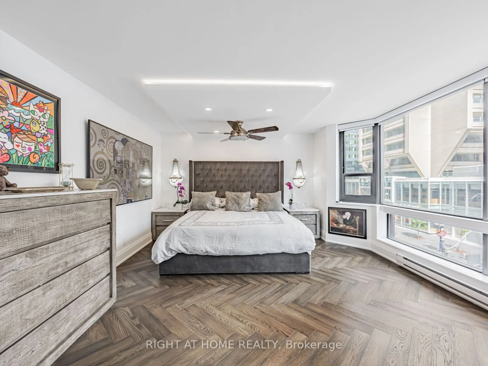 1166 Bay Street, #401