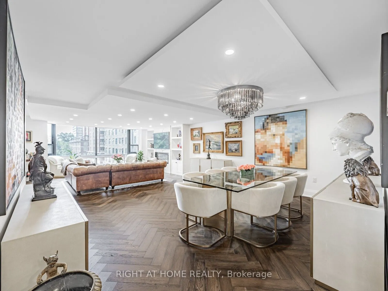 1166 Bay Street, #401