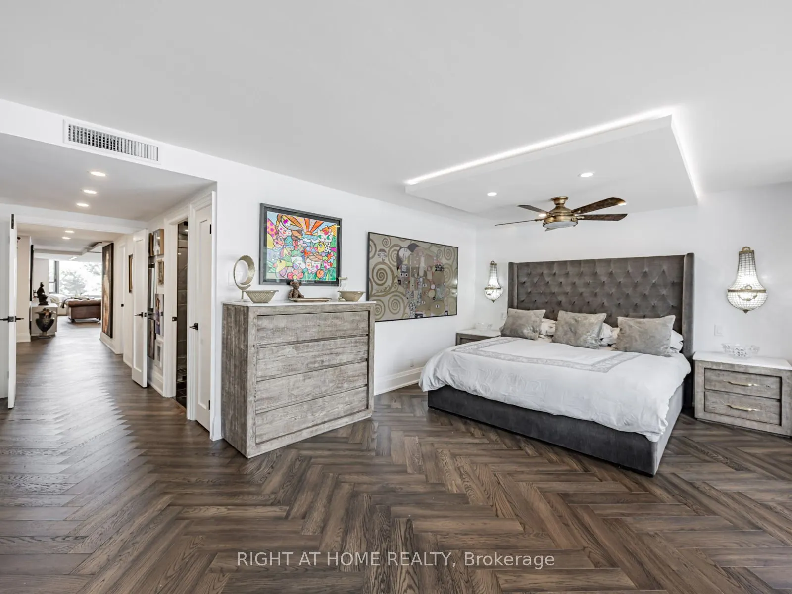 1166 Bay Street, #401