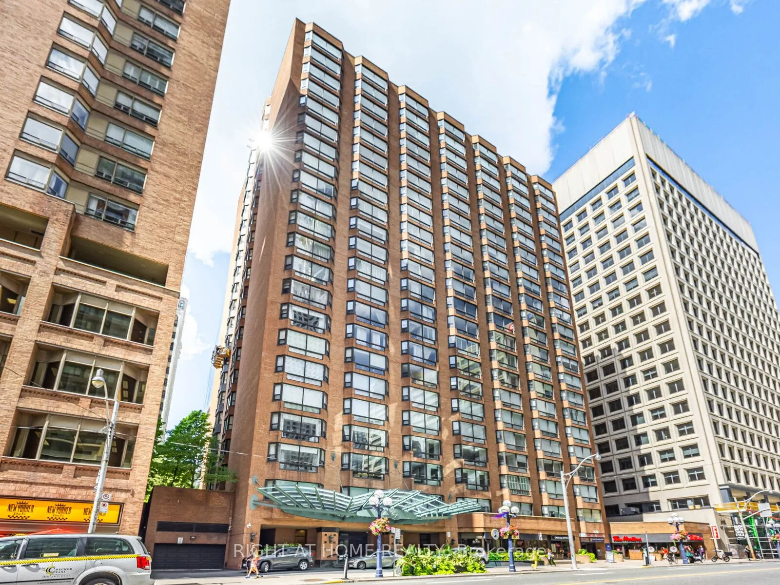 1166 Bay Street, #401
