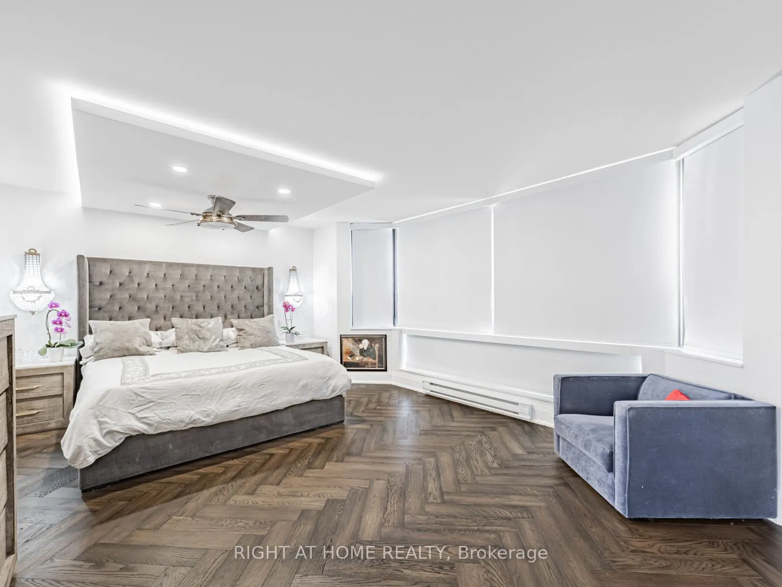 1166 Bay Street, #401