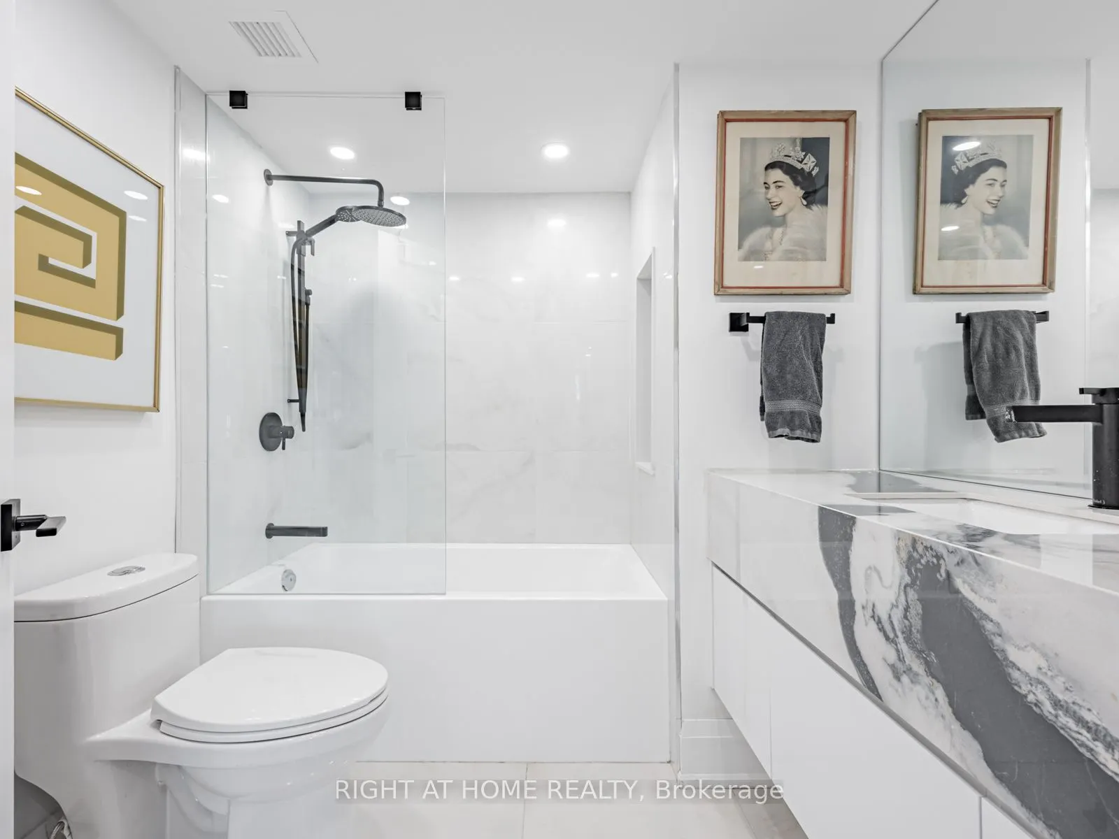 1166 Bay Street, #401