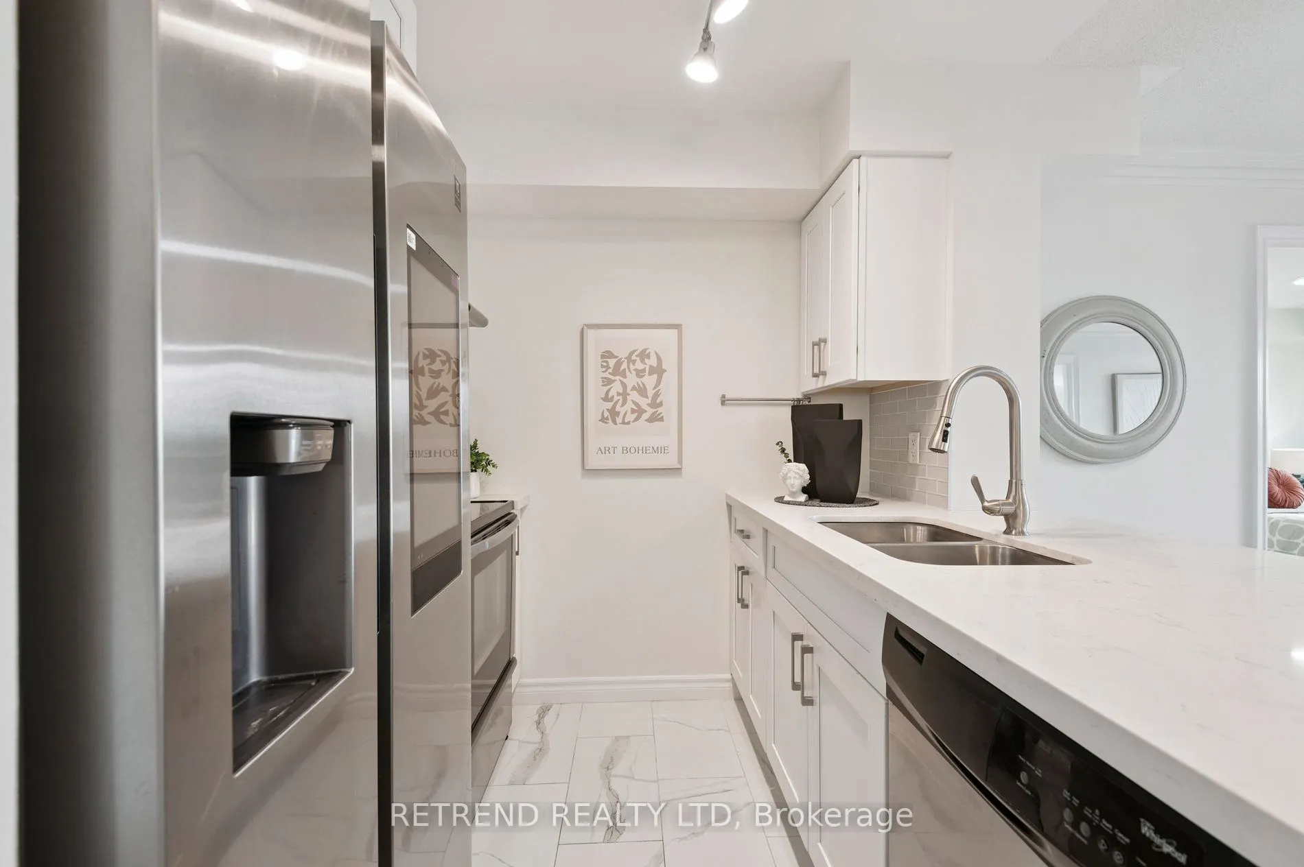 15 Greenview Avenue, #411