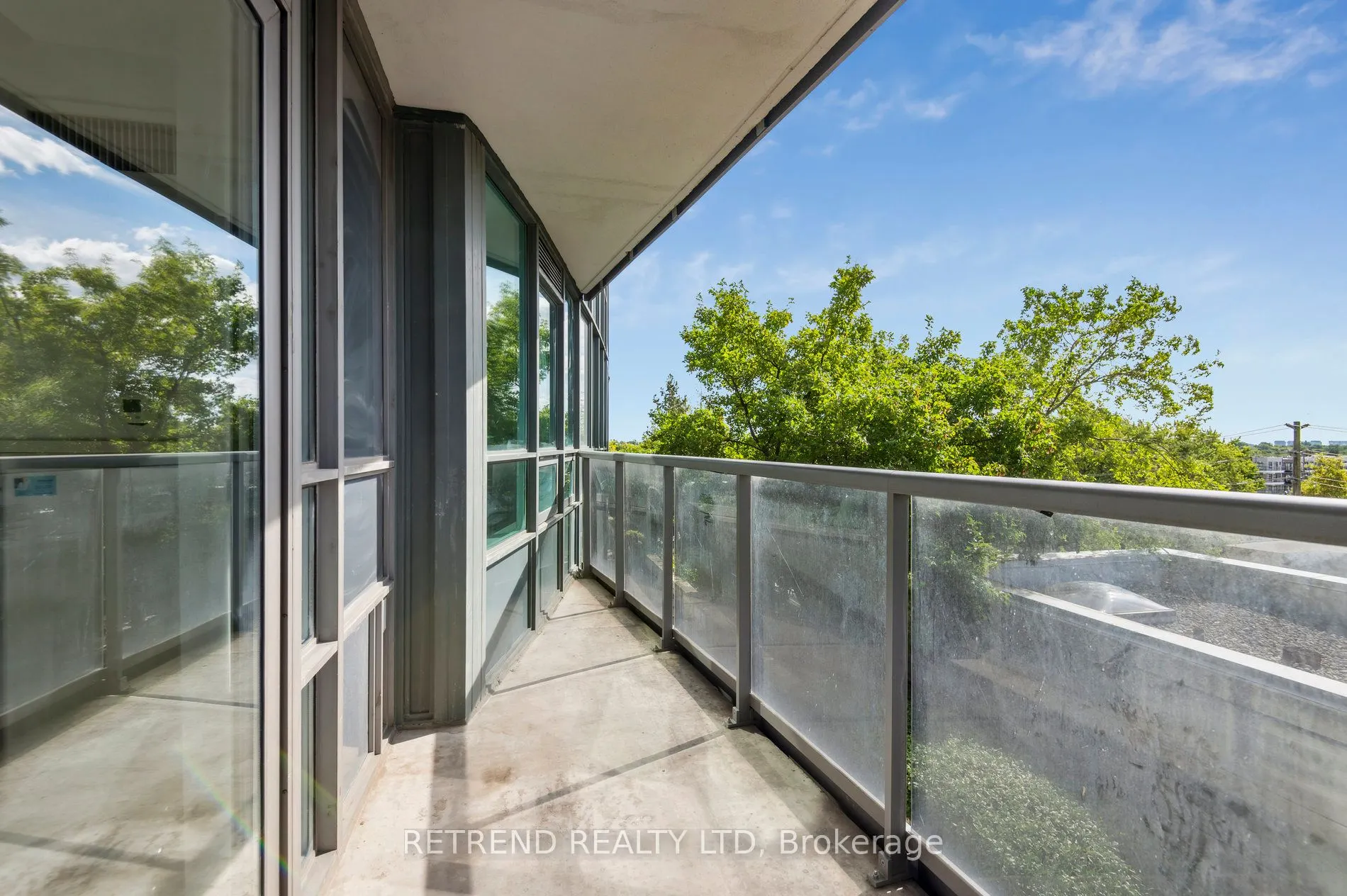 15 Greenview Avenue, #411
