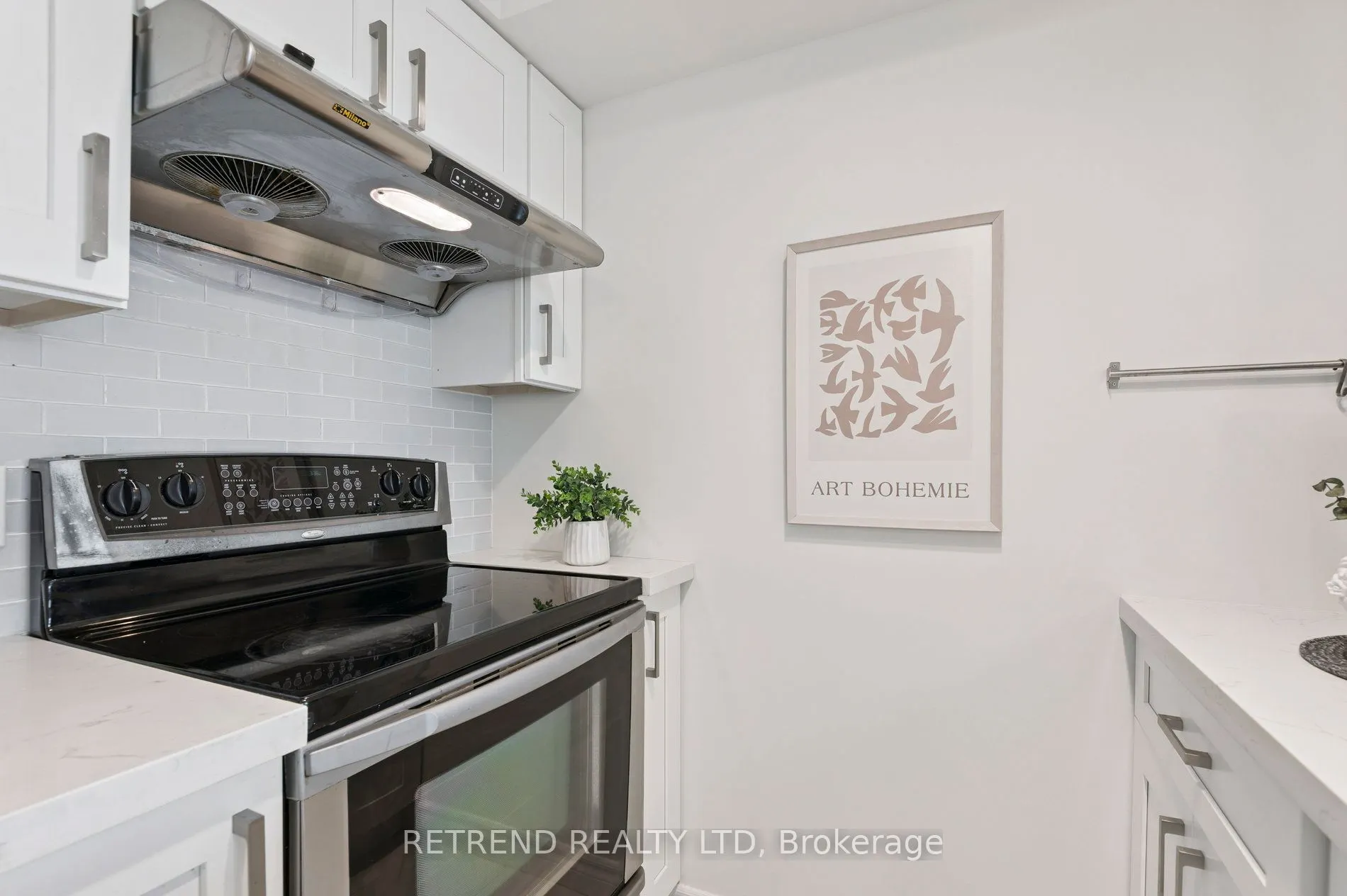 15 Greenview Avenue, #411