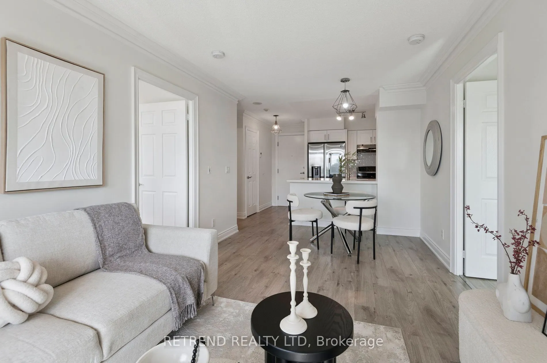 15 Greenview Avenue, #411