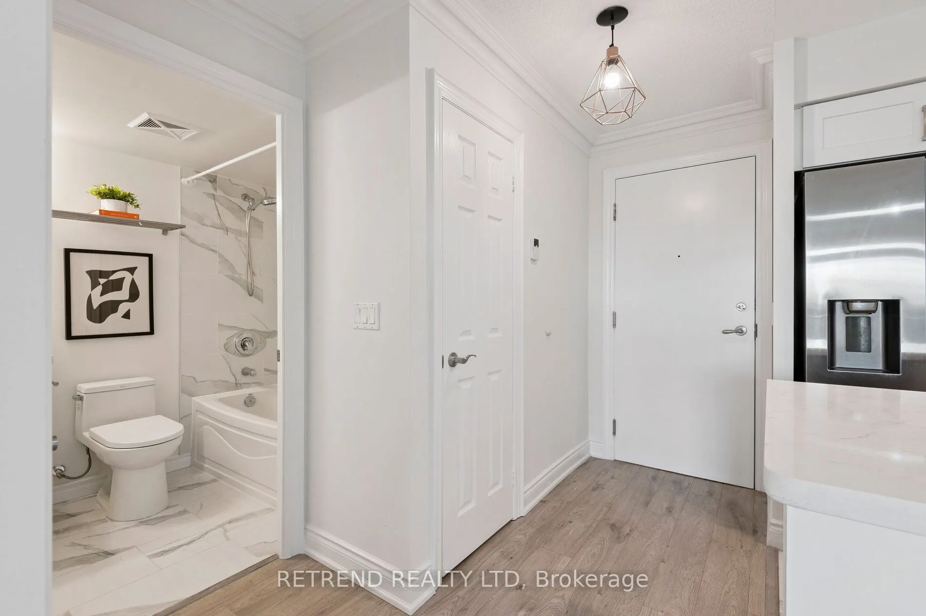 15 Greenview Avenue, #411