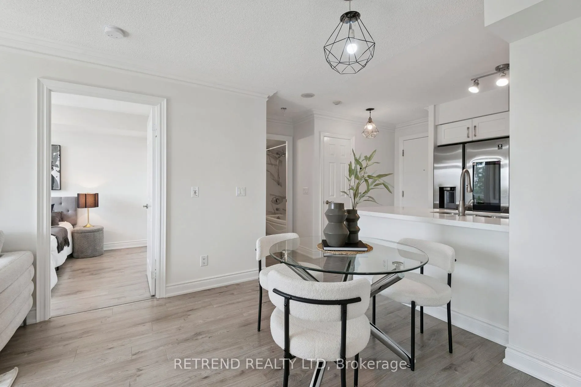 15 Greenview Avenue, #411