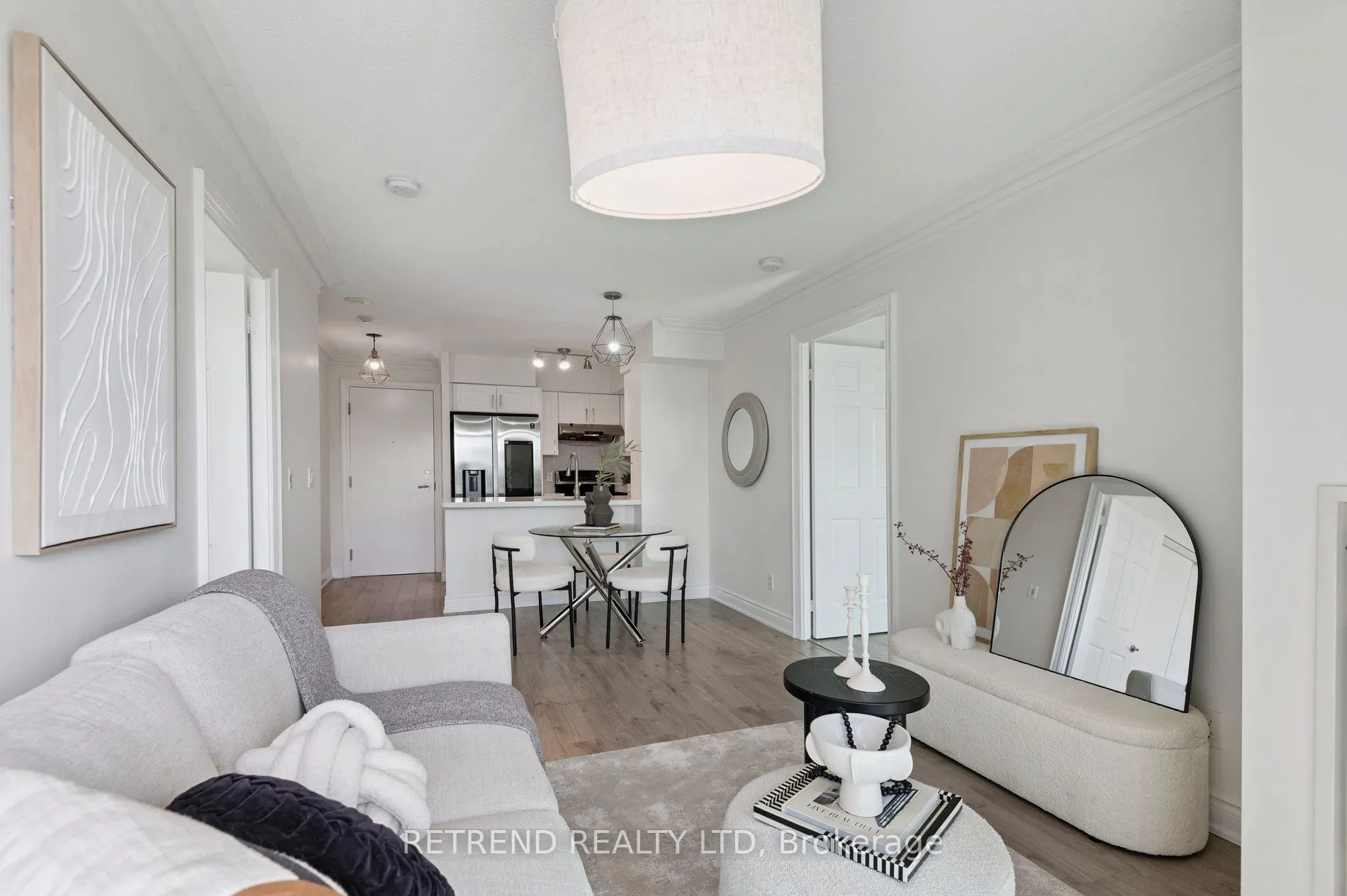 15 Greenview Avenue, #411