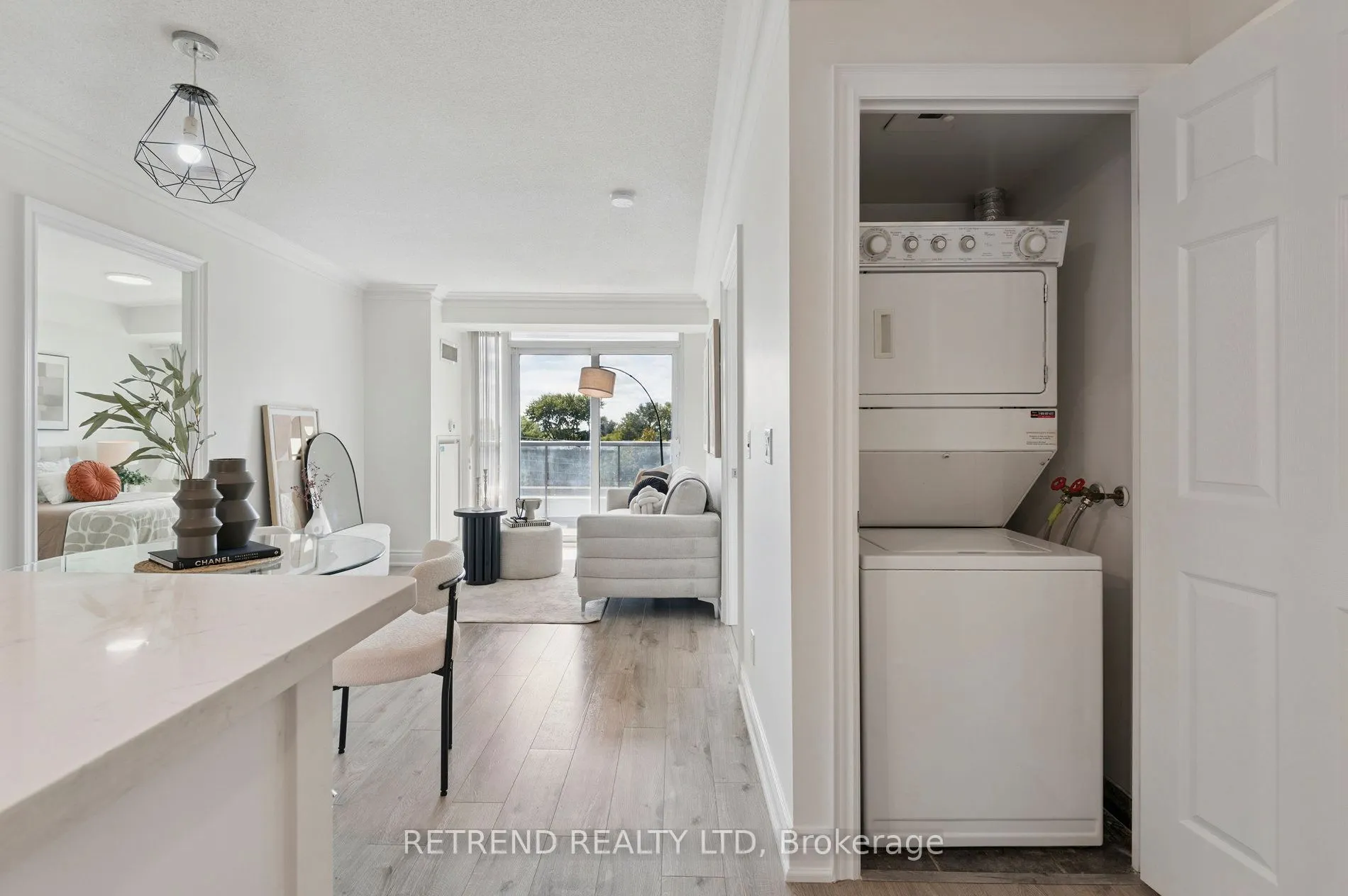 15 Greenview Avenue, #411