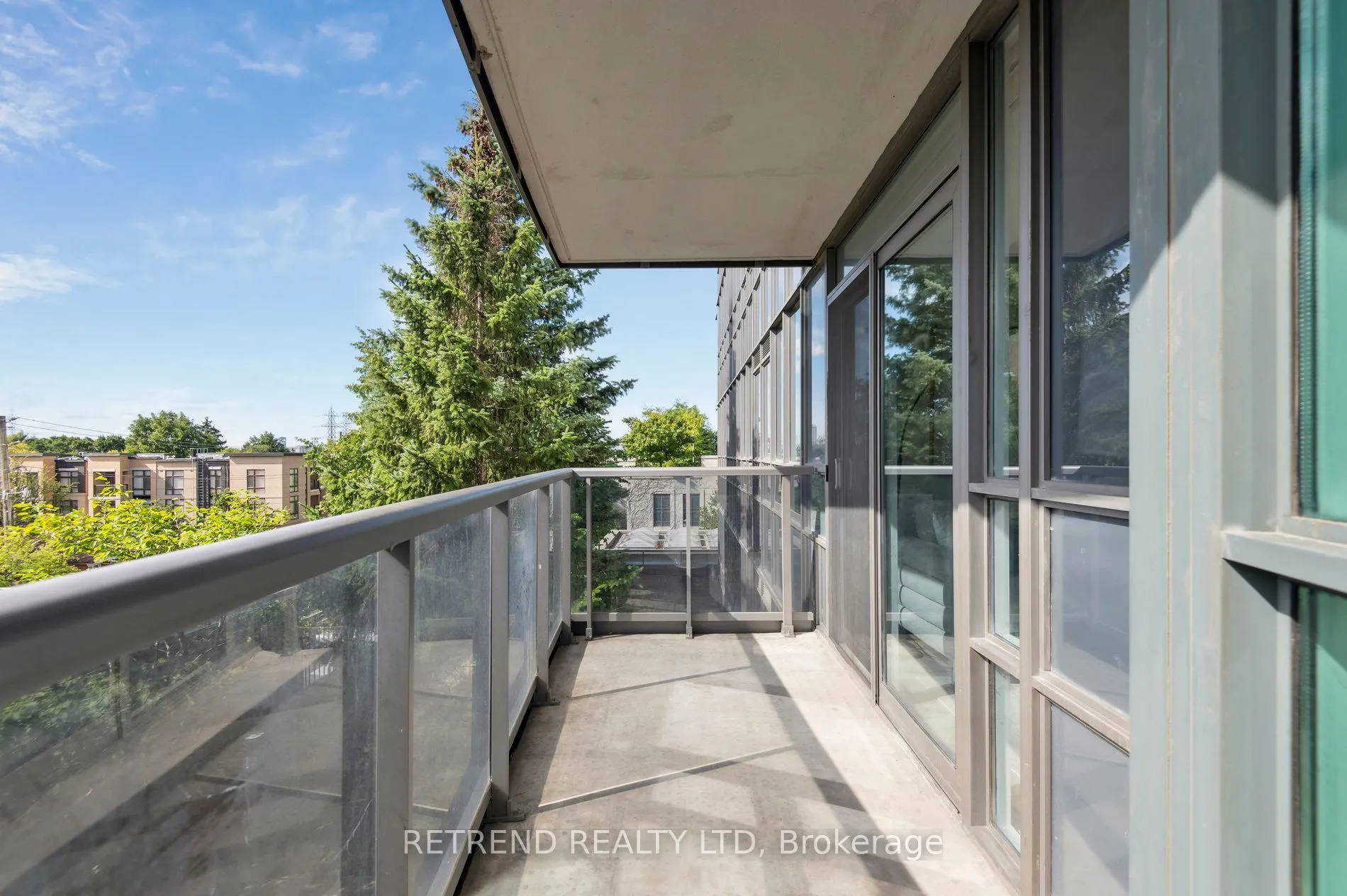 15 Greenview Avenue, #411