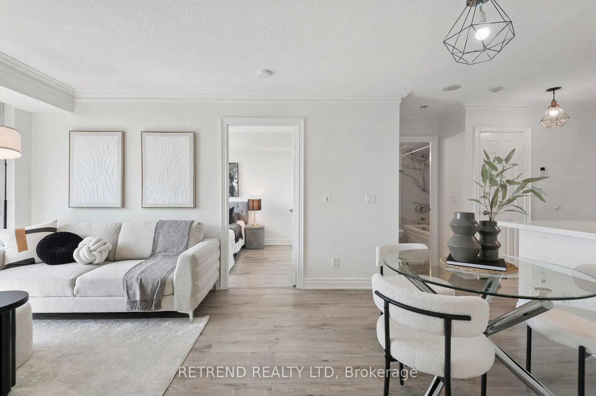15 Greenview Avenue, #411