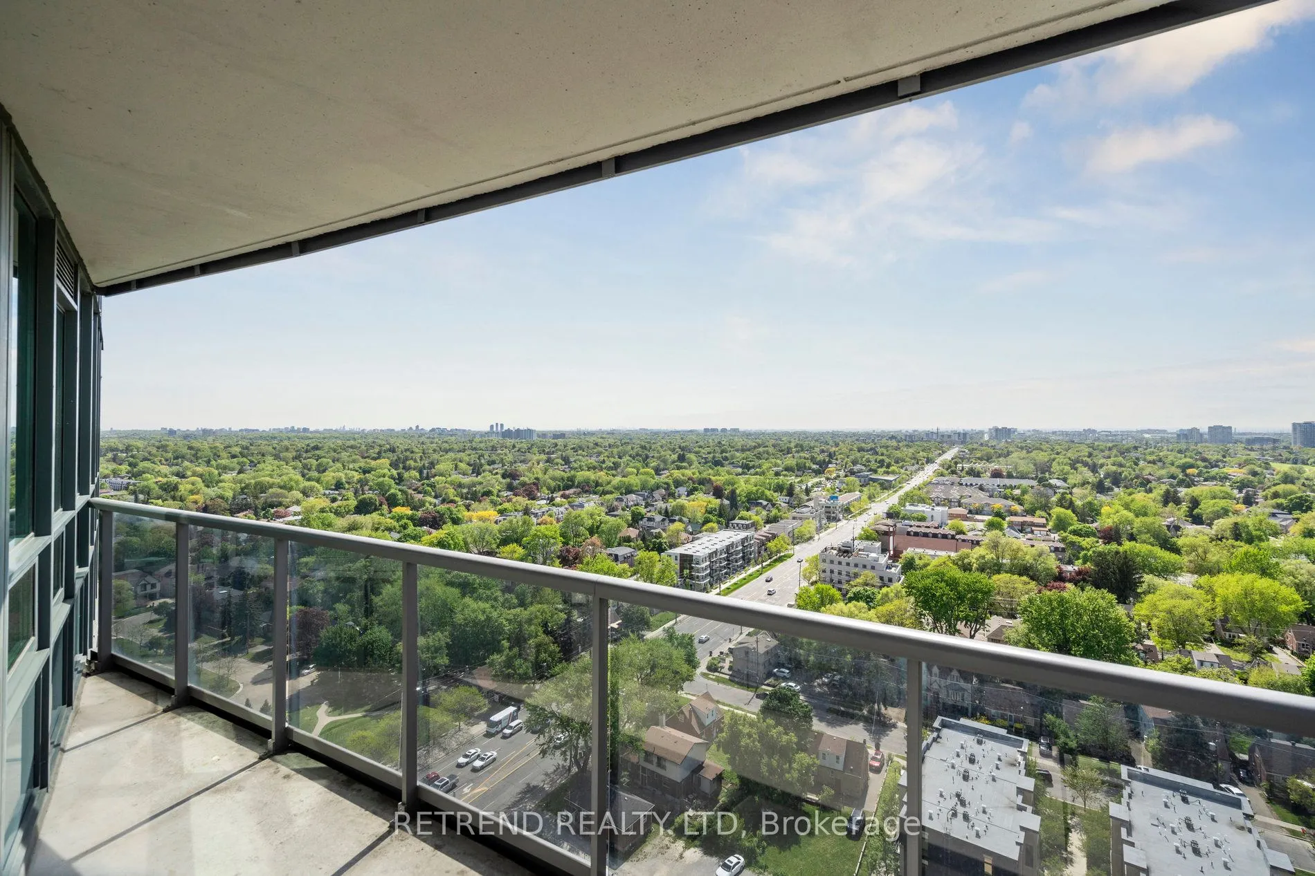 15 Greenview Avenue, #2111