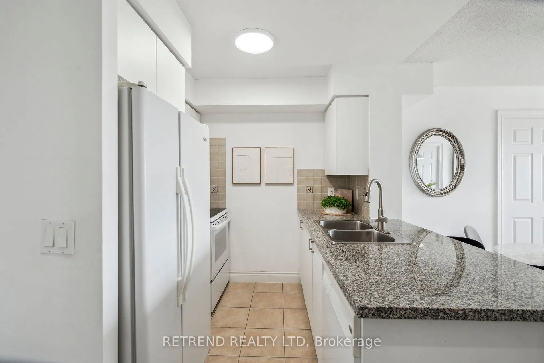 15 Greenview Avenue, #2111