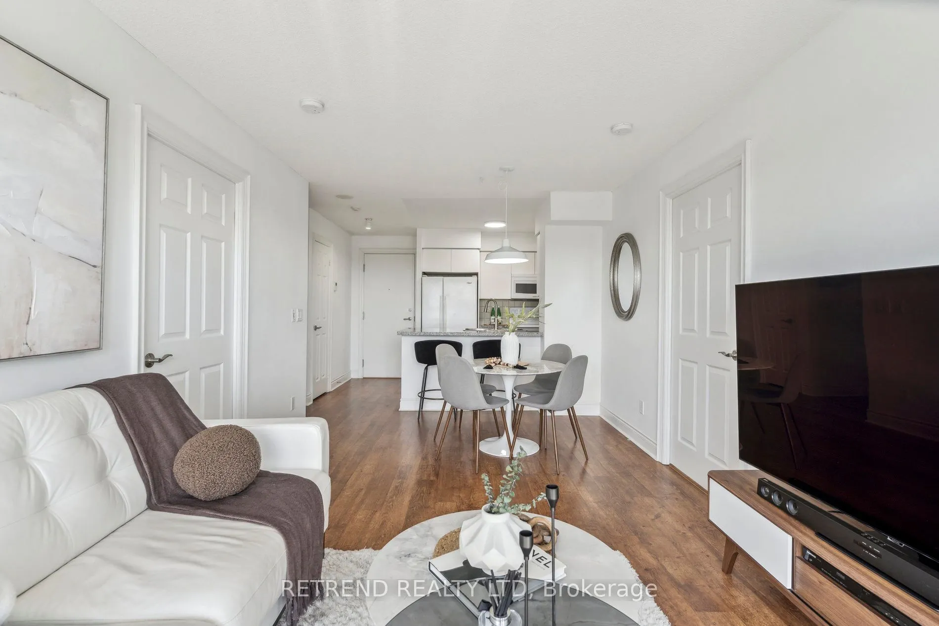 15 Greenview Avenue, #2111