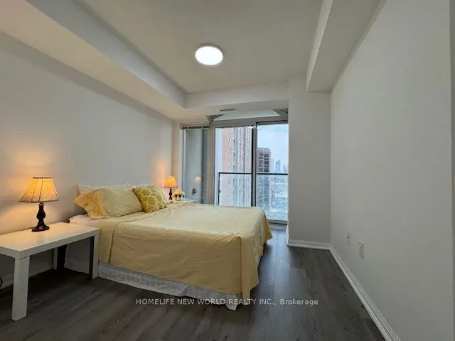 400 Adelaide Street E, #815