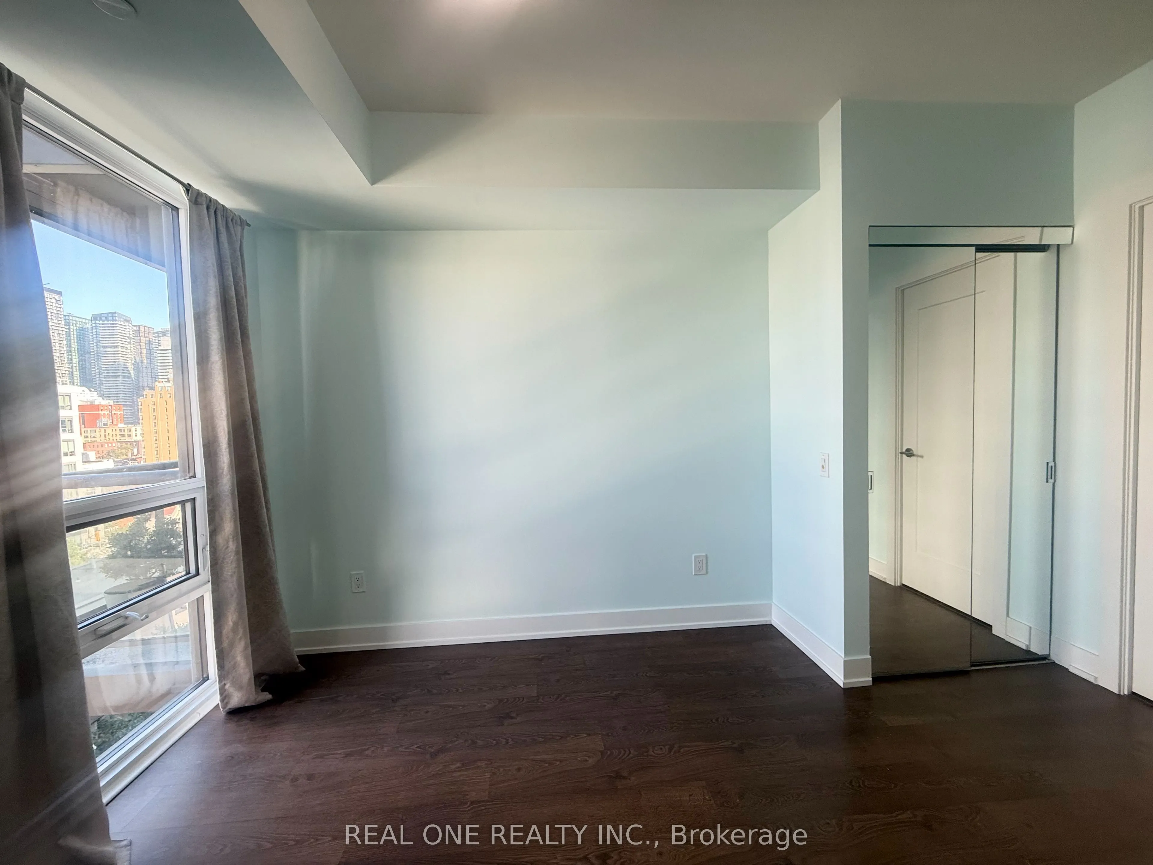 80 Vanauley Street, #610