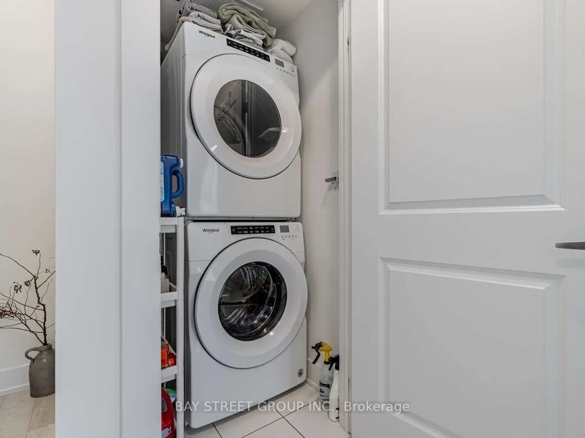 52 Holmes Avenue, #10