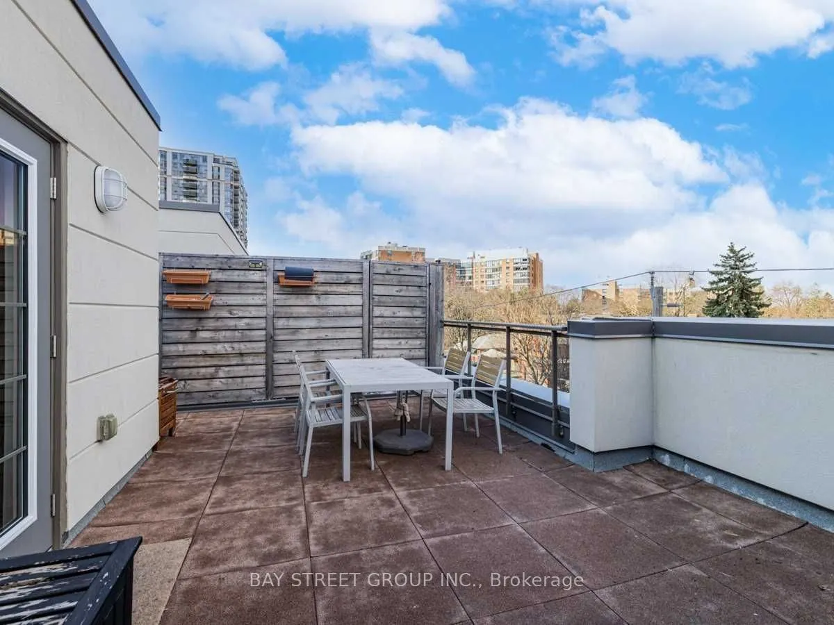 52 Holmes Avenue, #10