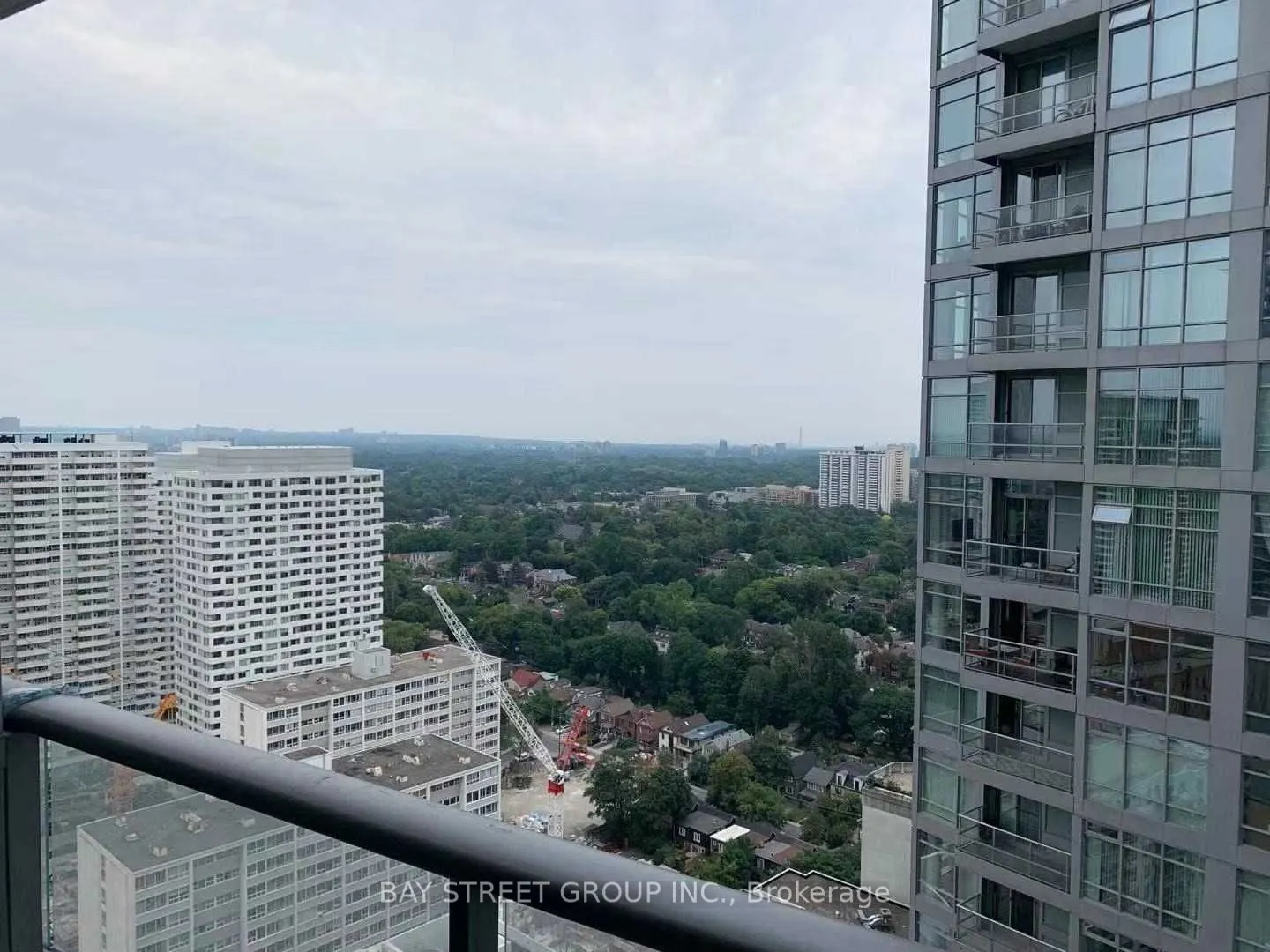 2221 Yonge Street, #2705