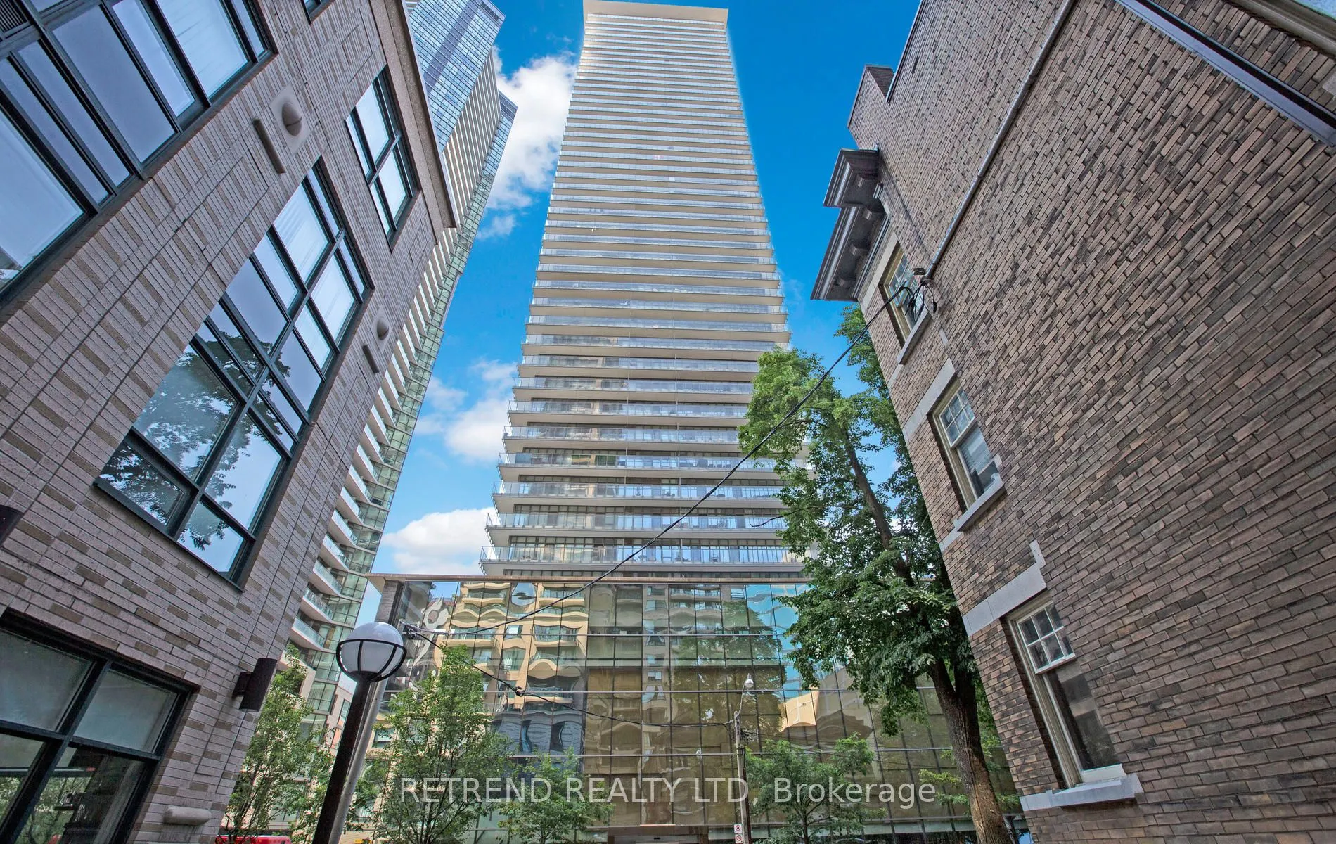 33 Charles Street E, #1010