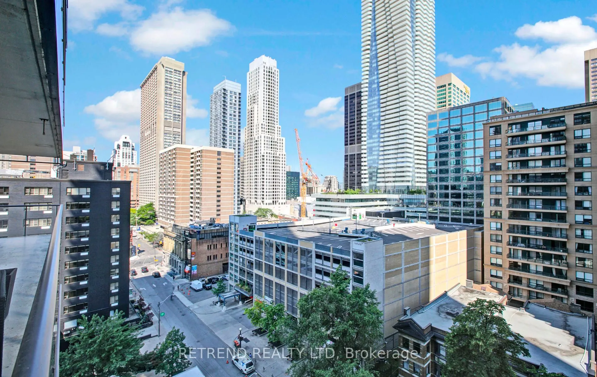 33 Charles Street E, #1010