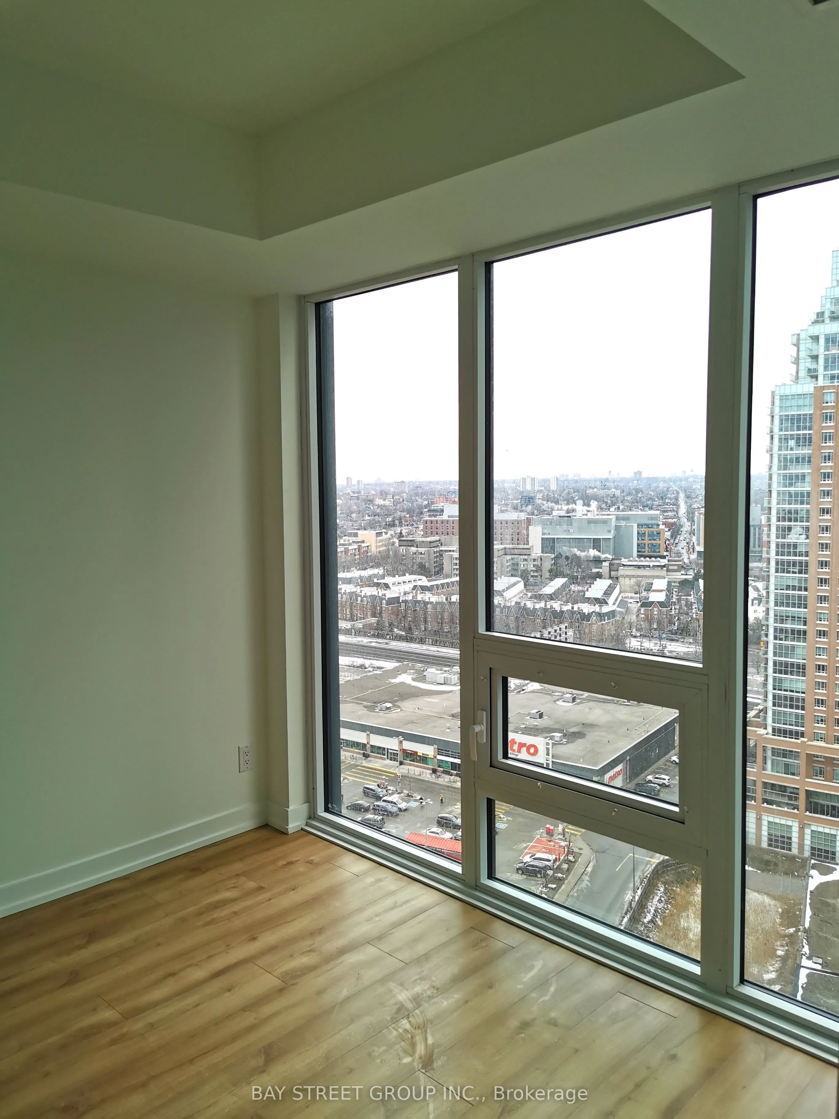 135 East Liberty Street, #1706