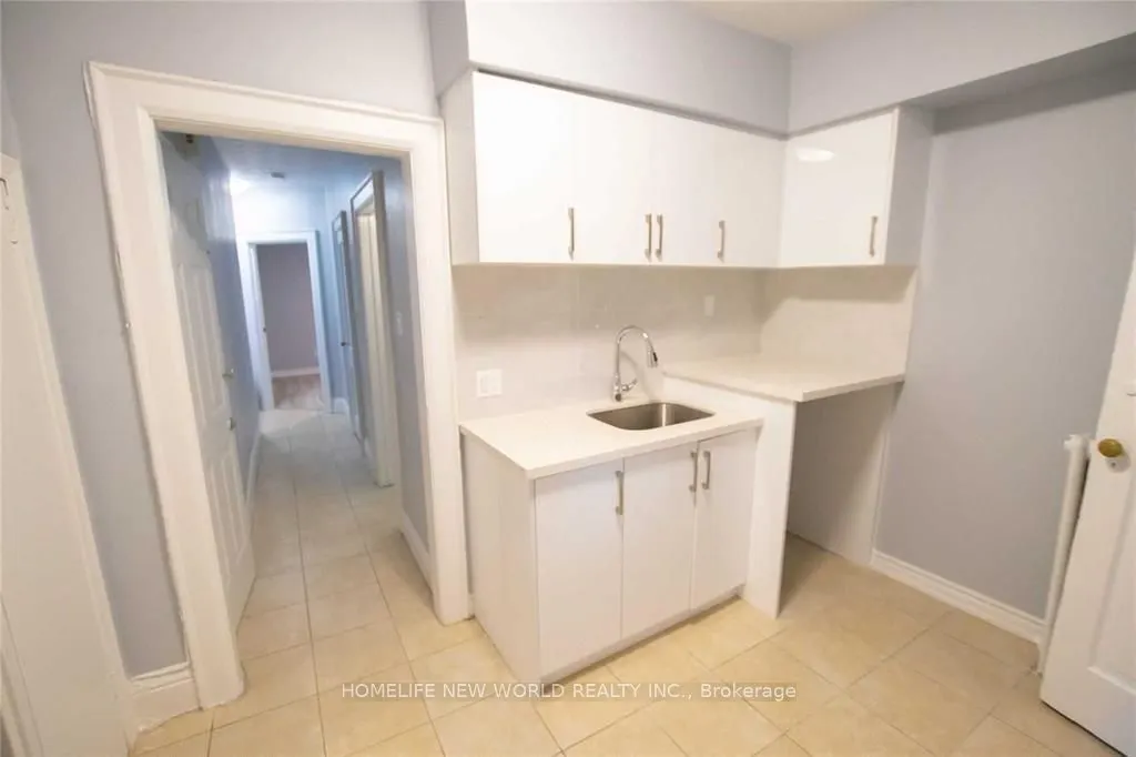 1104 College Street, #3RD Floor