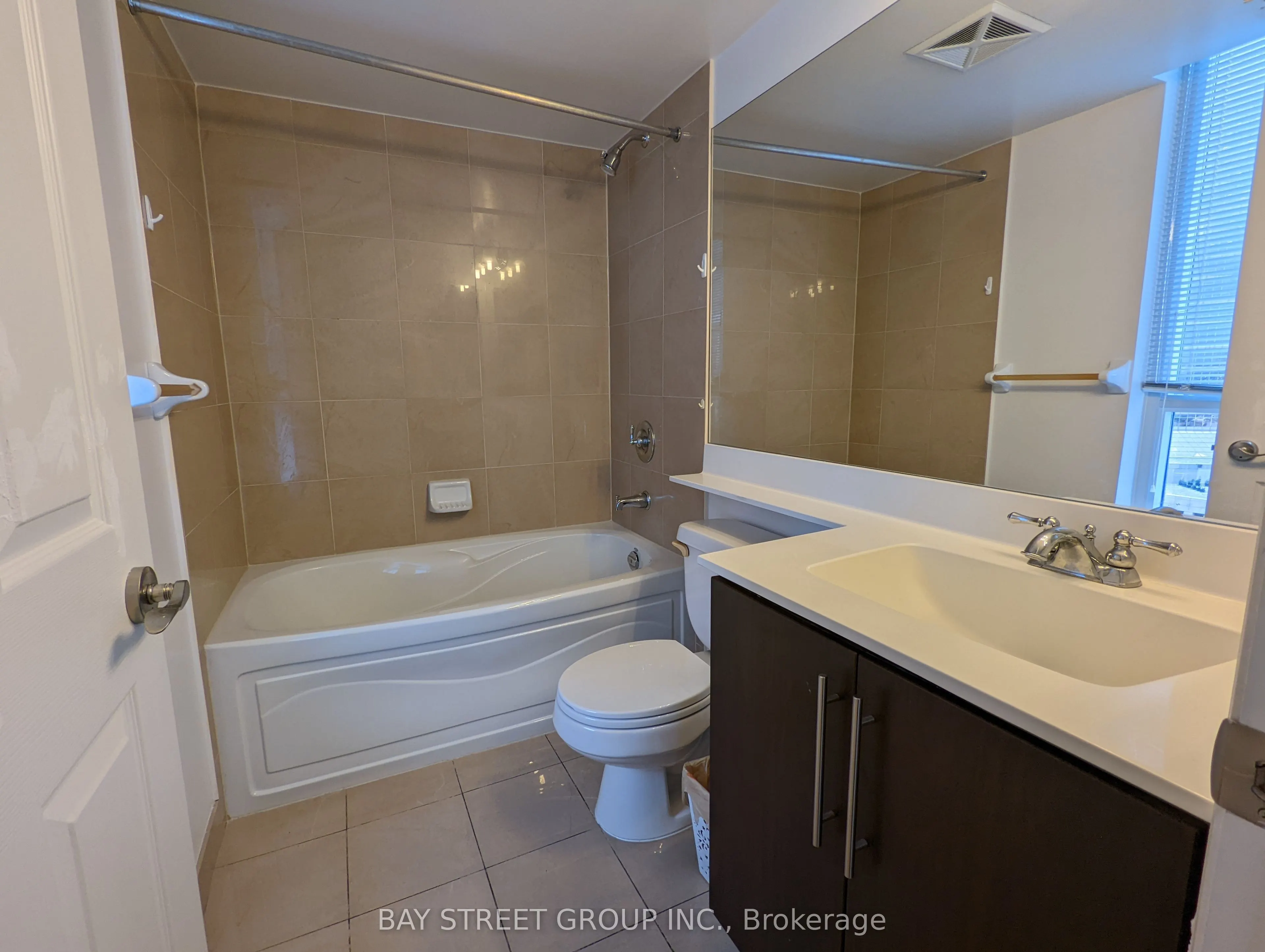 25 Greenview Avenue, #1026
