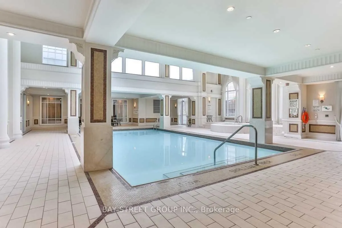 25 Greenview Avenue, #1026