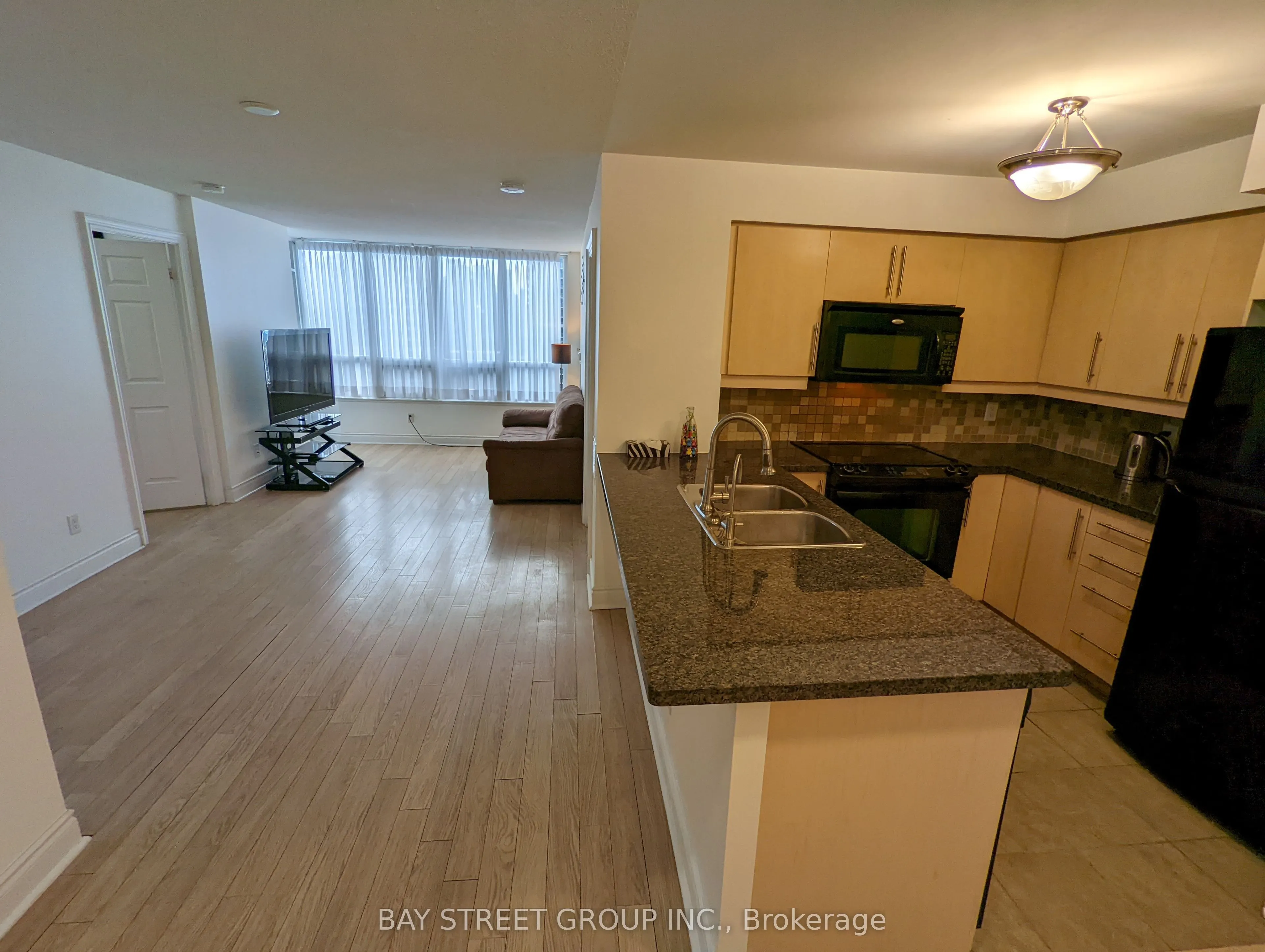 25 Greenview Avenue, #1026