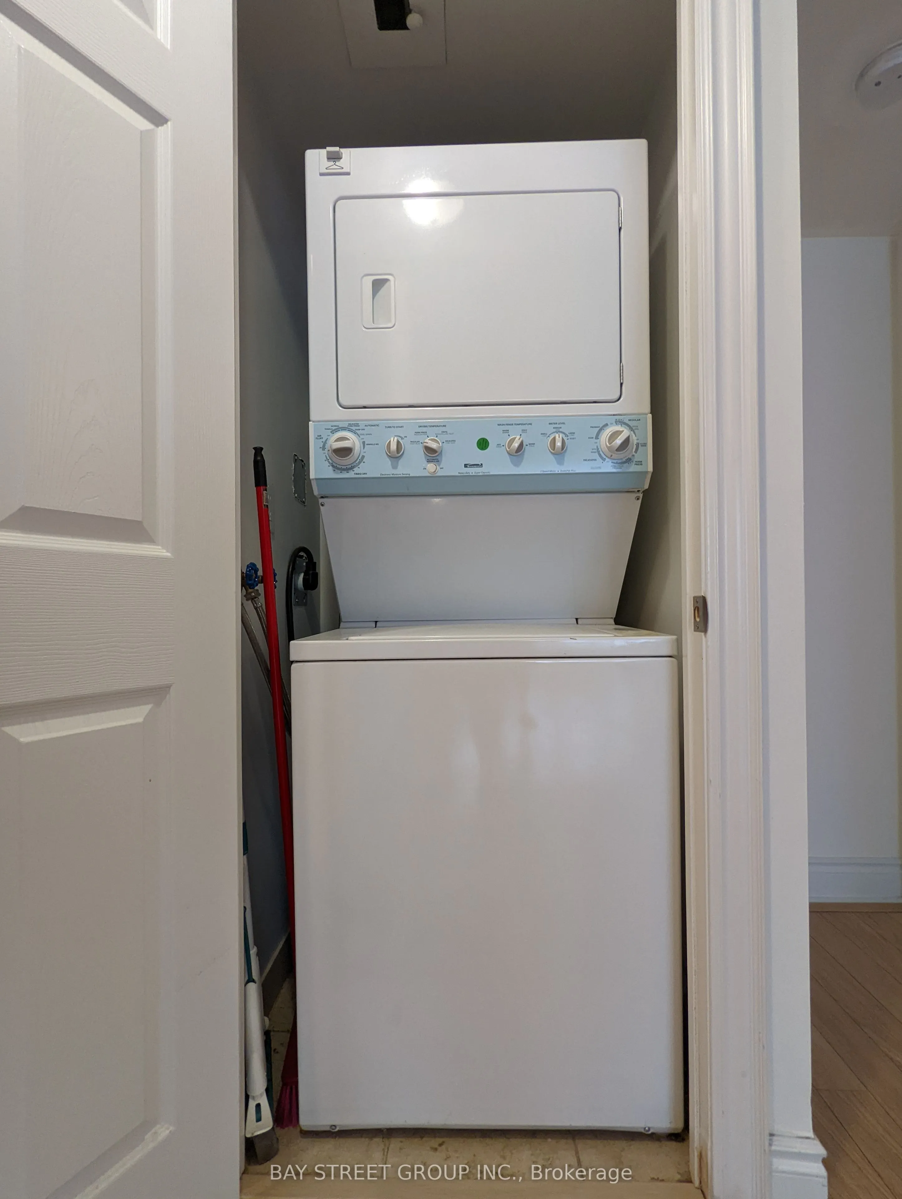 25 Greenview Avenue, #1026