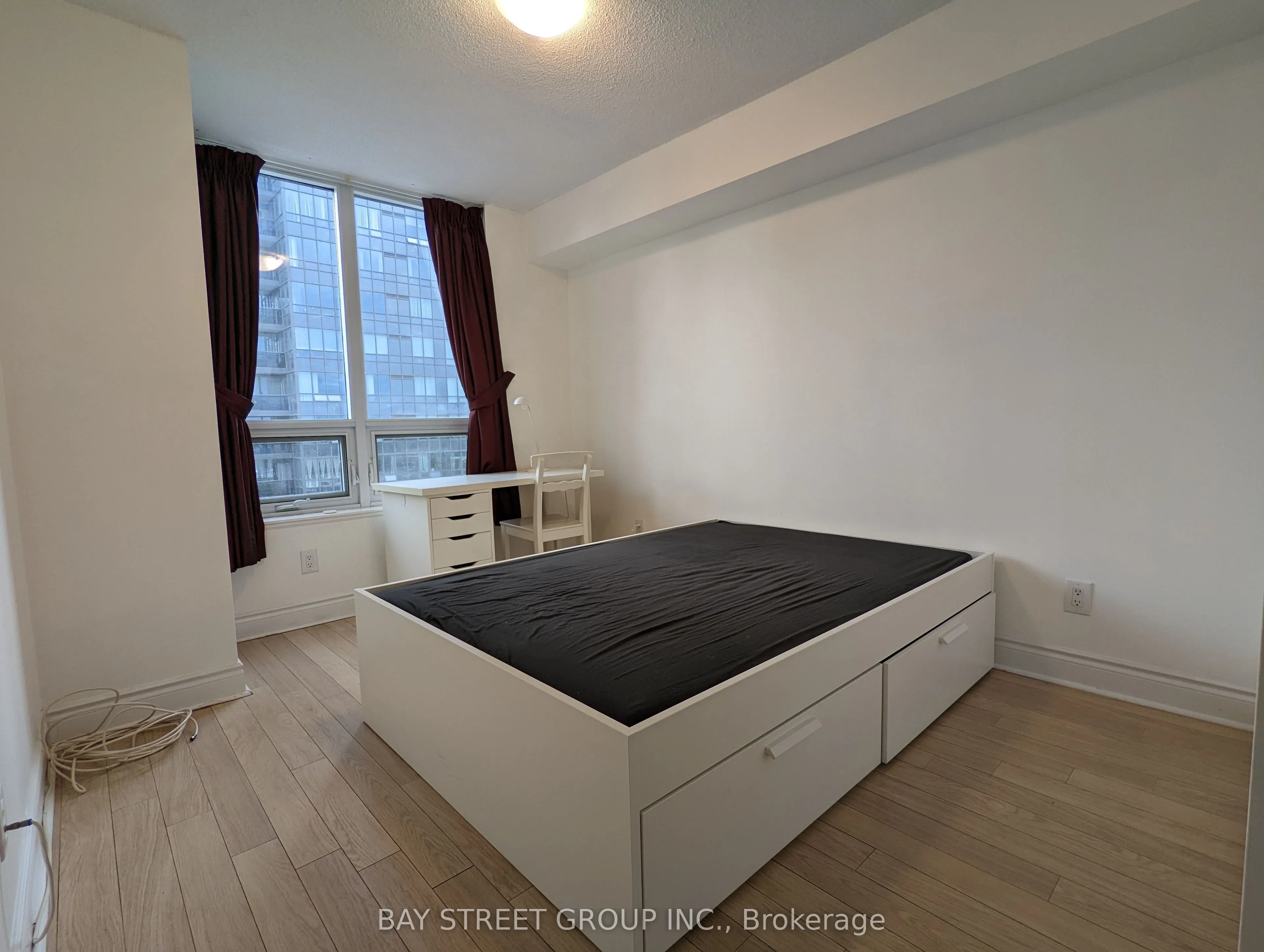 25 Greenview Avenue, #1026