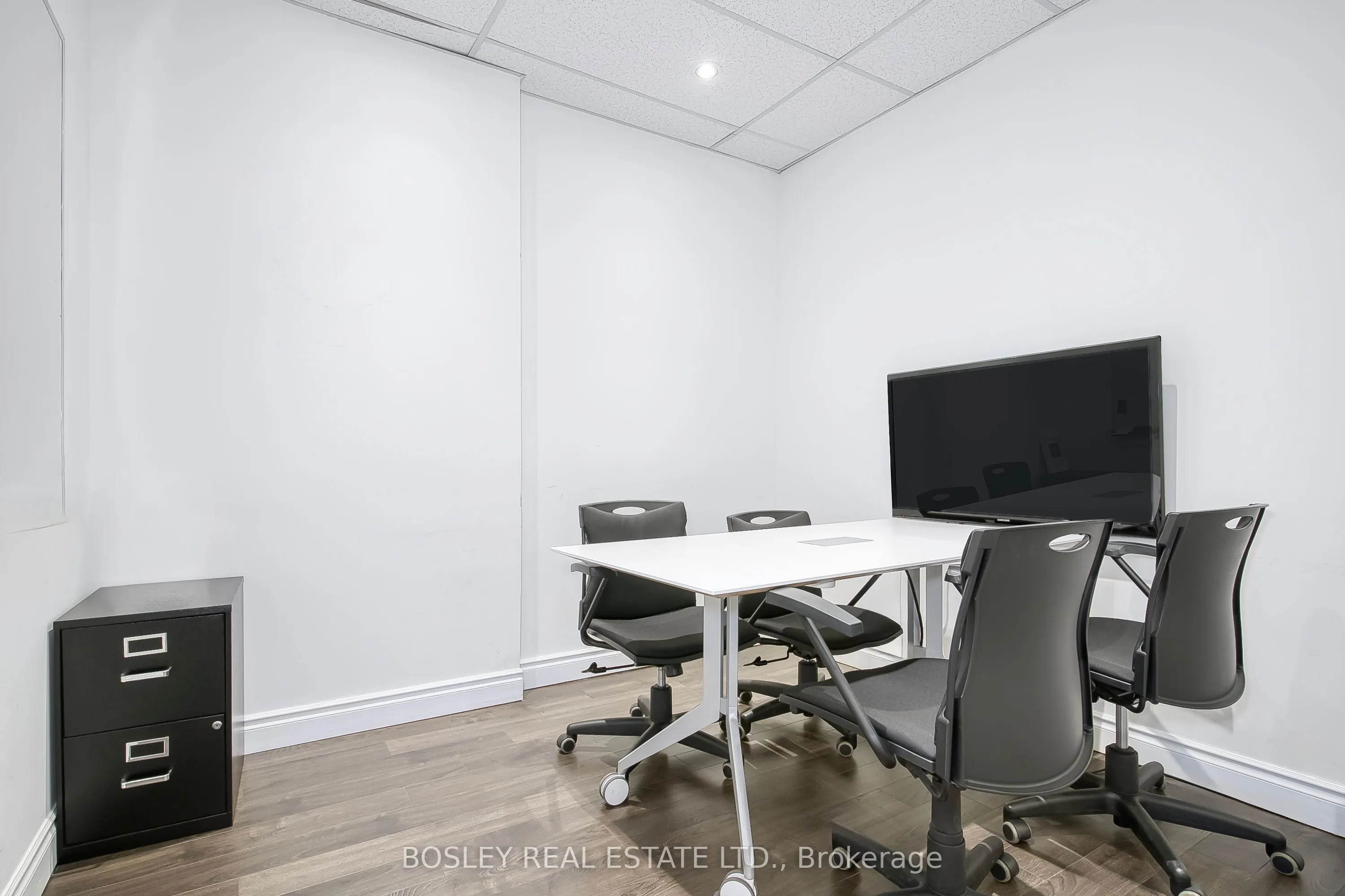 120 Carlton Street, #416