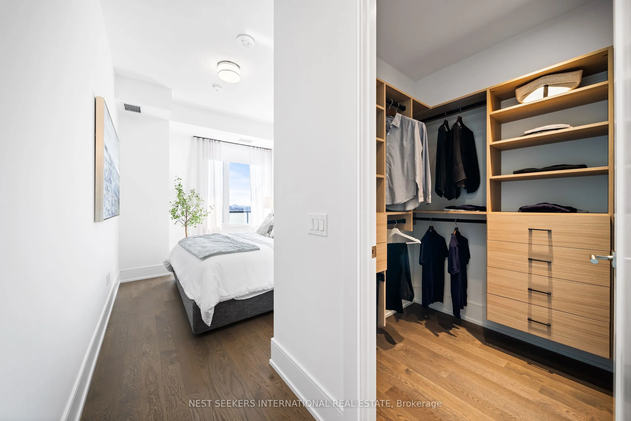 480 Front Street W, #PH2