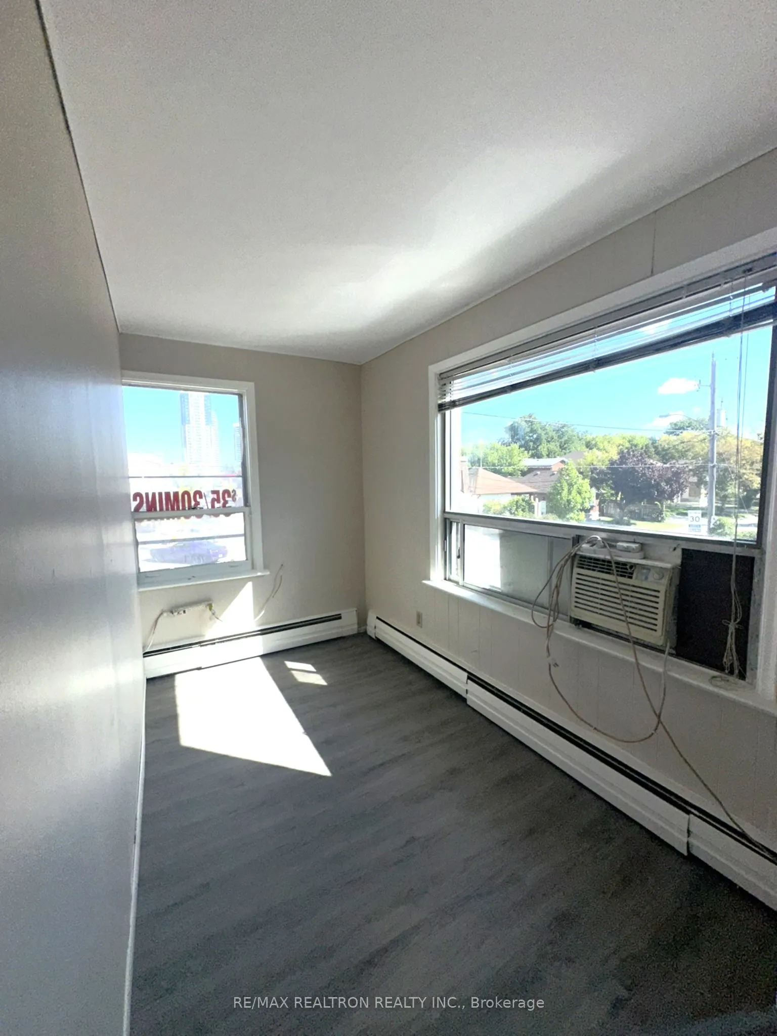 6349 Yonge Street, #103