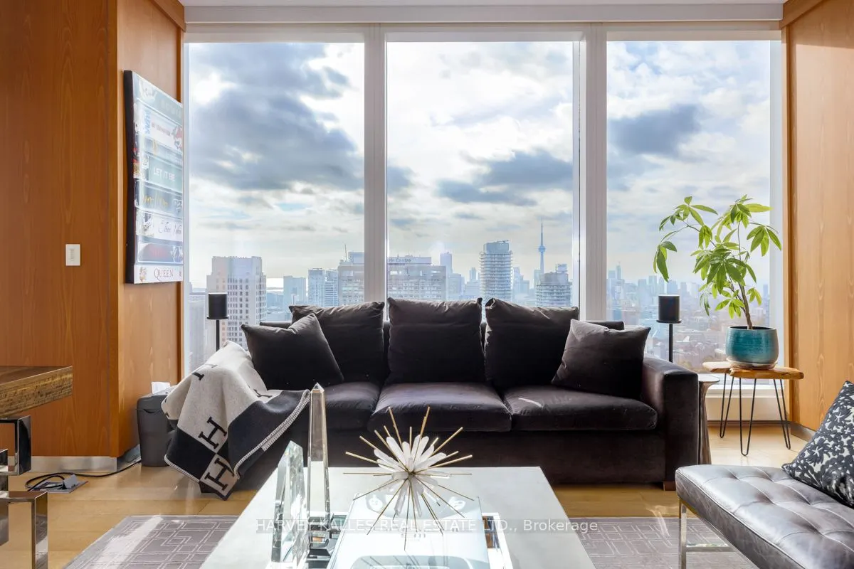 50 Yorkville Avenue, #4403