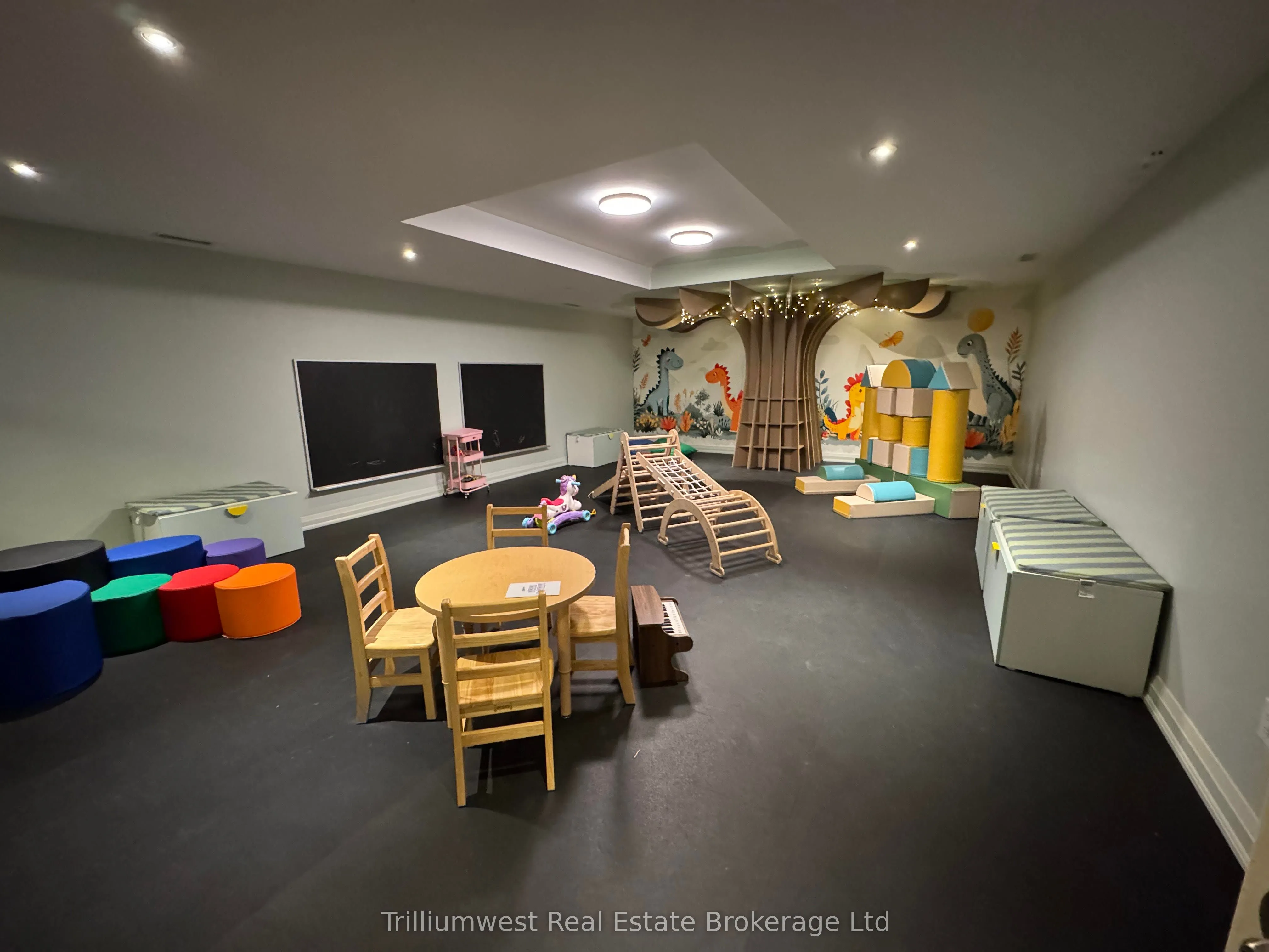 85 East Liberty Street E, #1712
