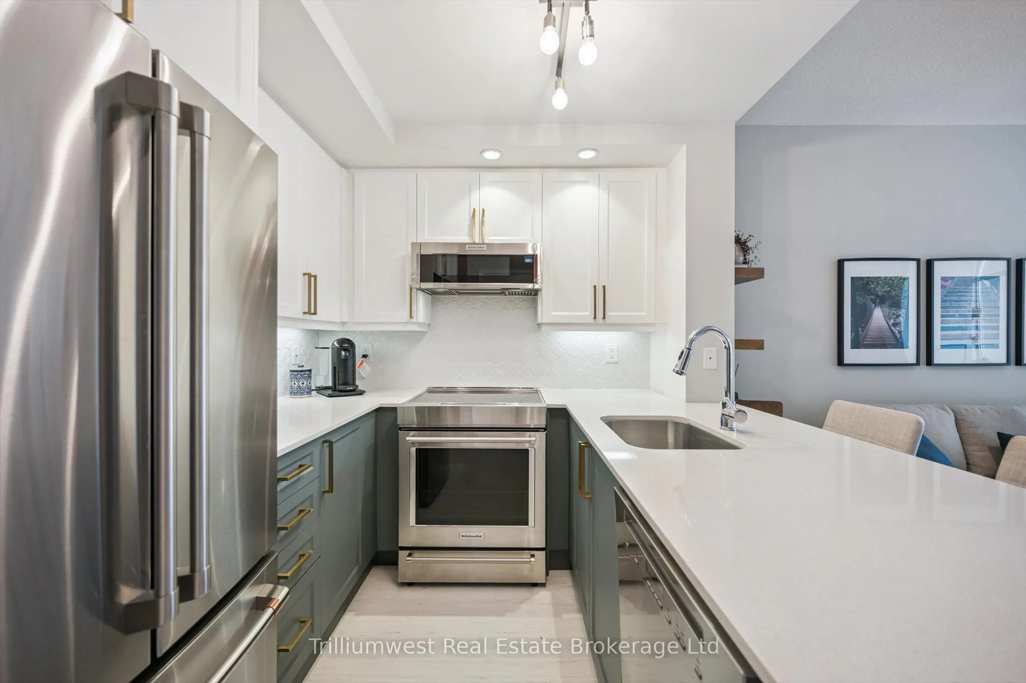85 East Liberty Street E, #1712