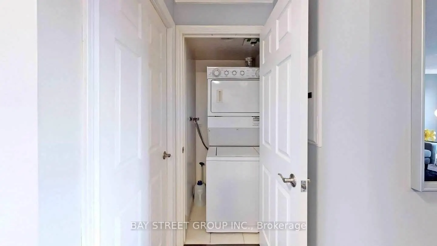 80 Harrison Garden Boulevard, #725
