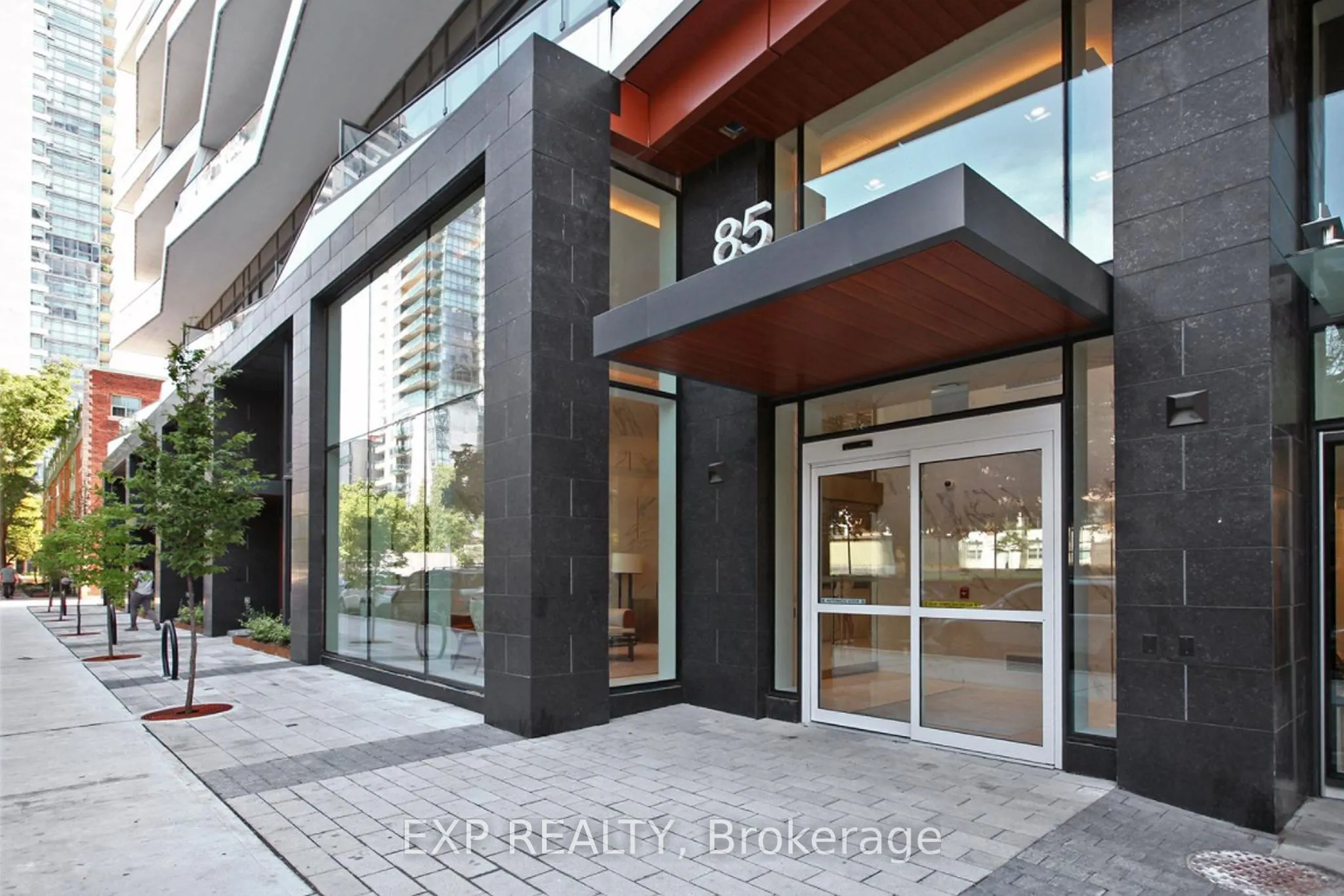 85 Wood Street, #4216
