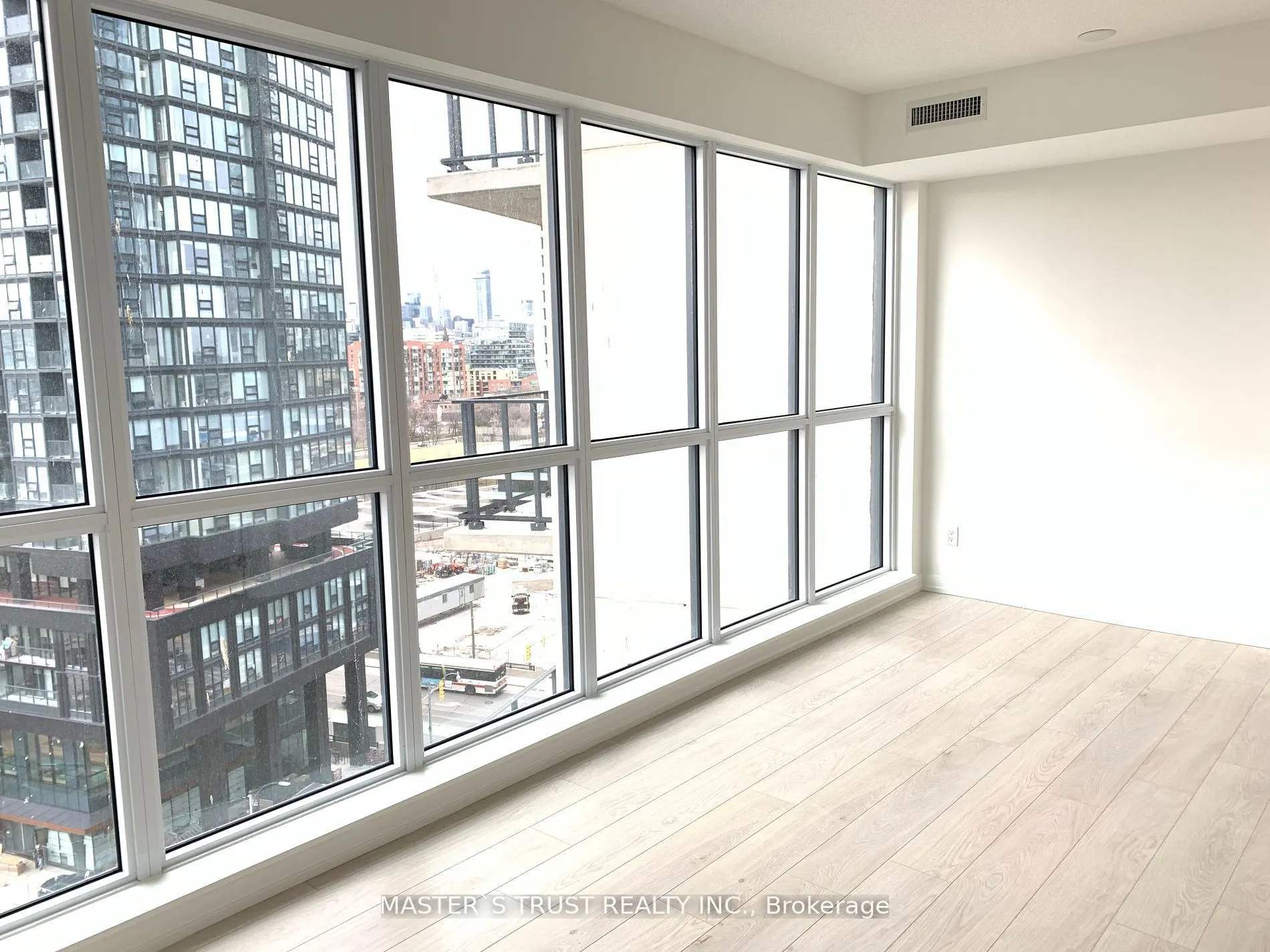 49 East Liberty Street, #1109