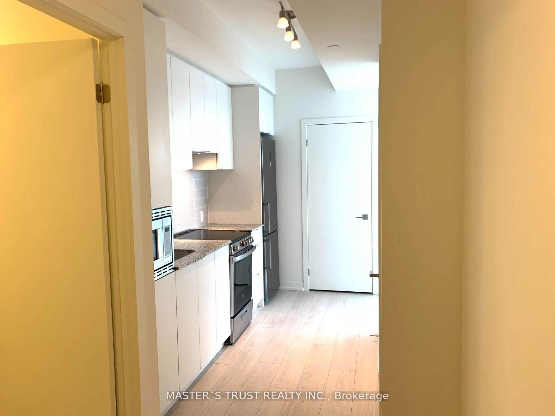 49 East Liberty Street, #1109