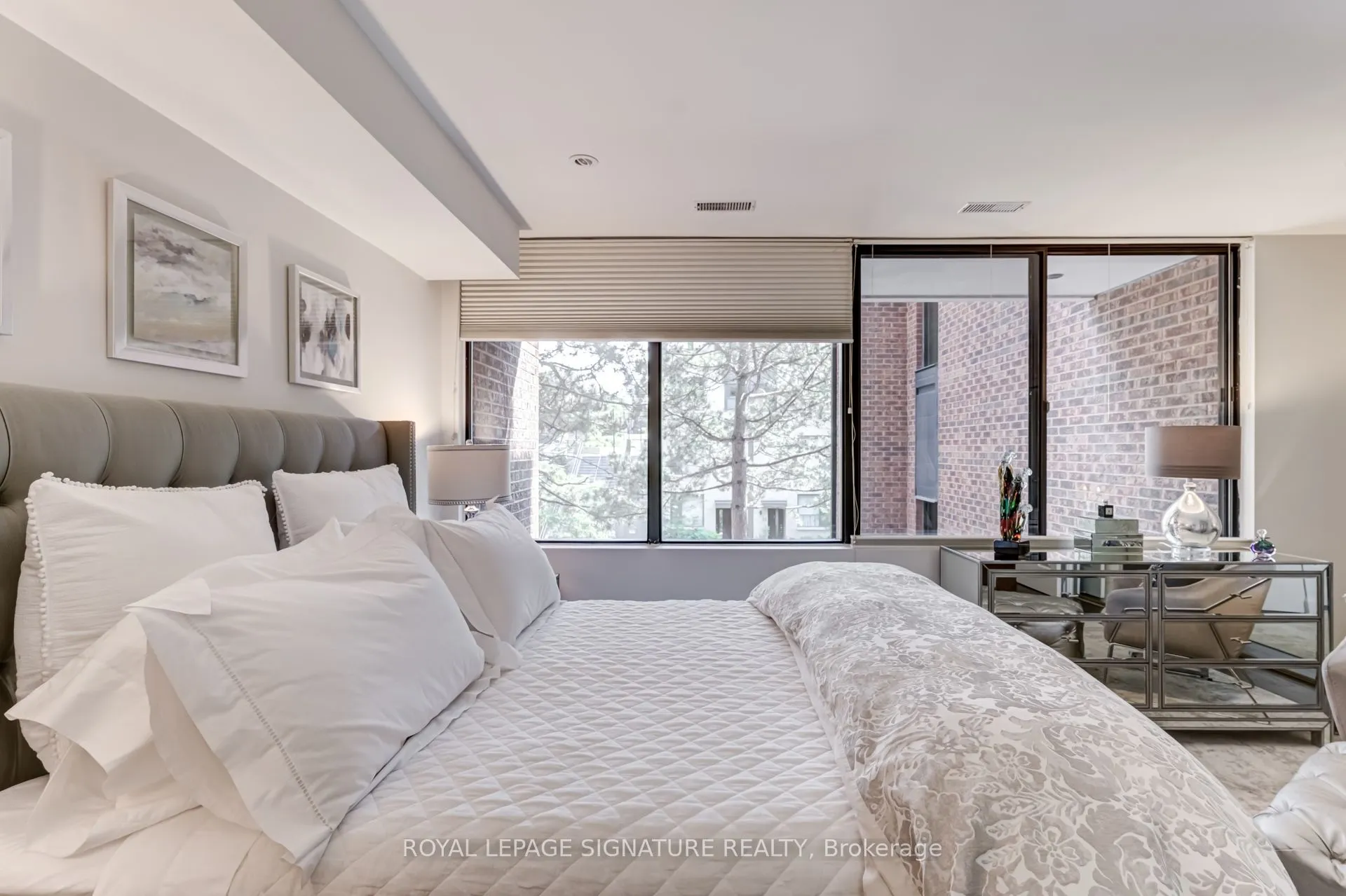 142 Pears Avenue, #B2