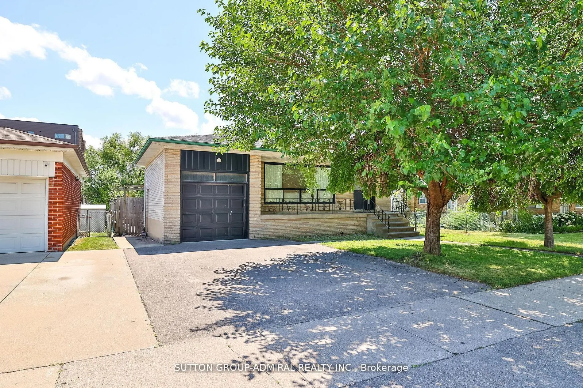 161 Ranee Avenue
