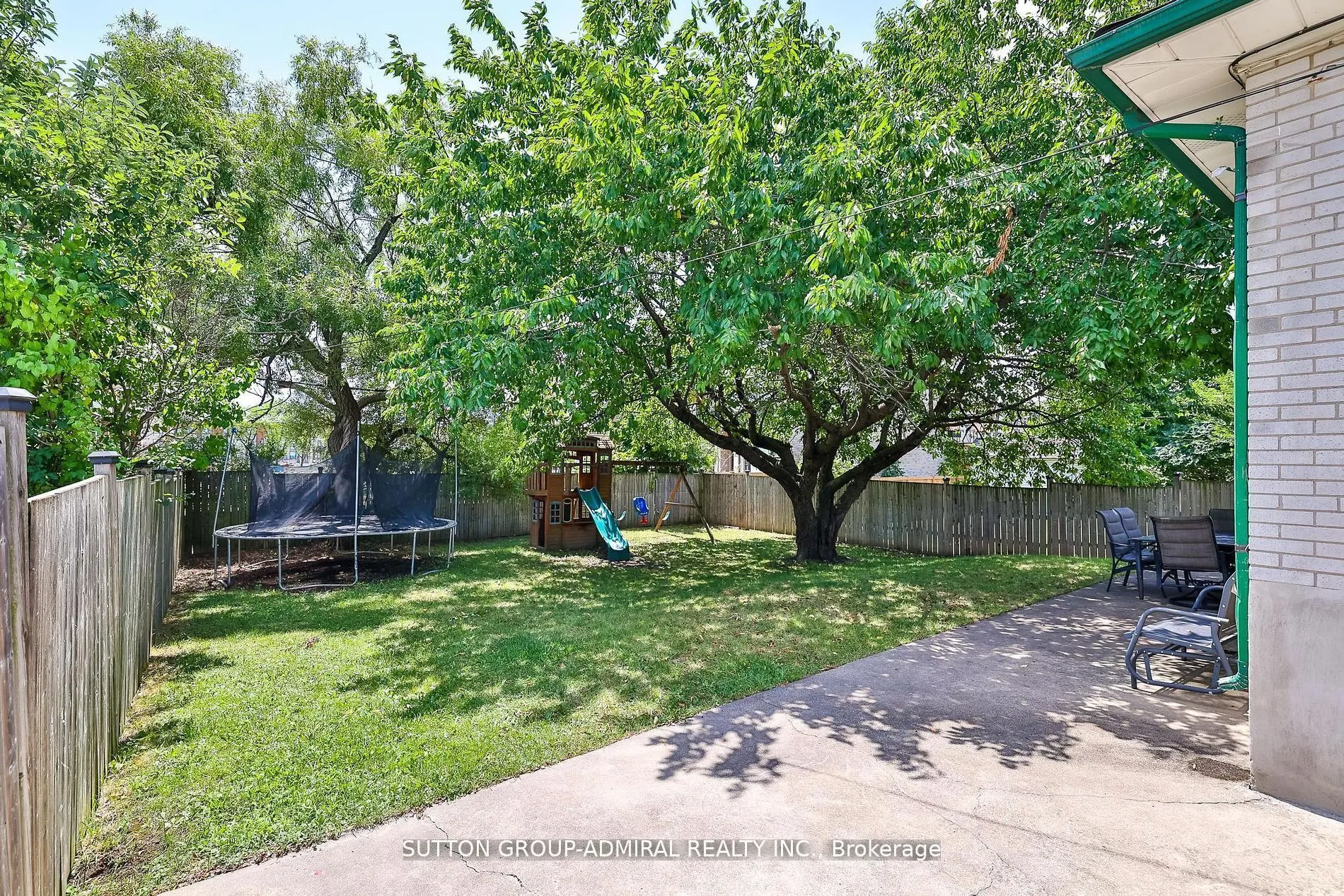161 Ranee Avenue